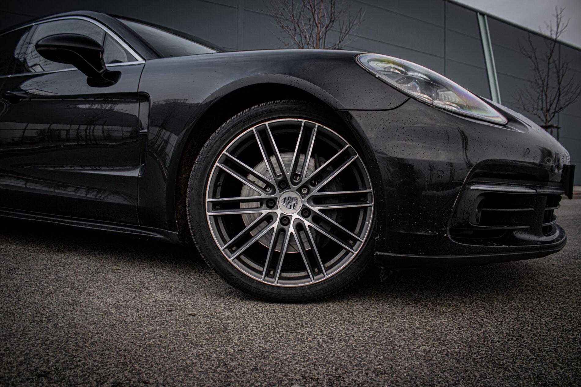 2016 Porsche Panamera 4S Diesel, černá, 257 613 km