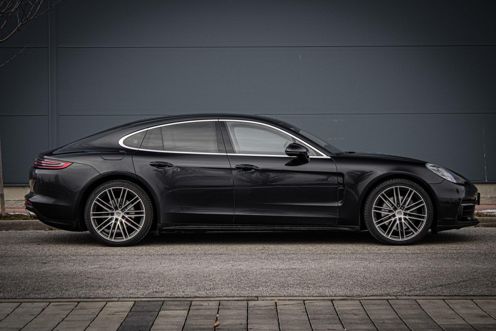 2016 Porsche Panamera 4S Diesel, černá, 257 613 km