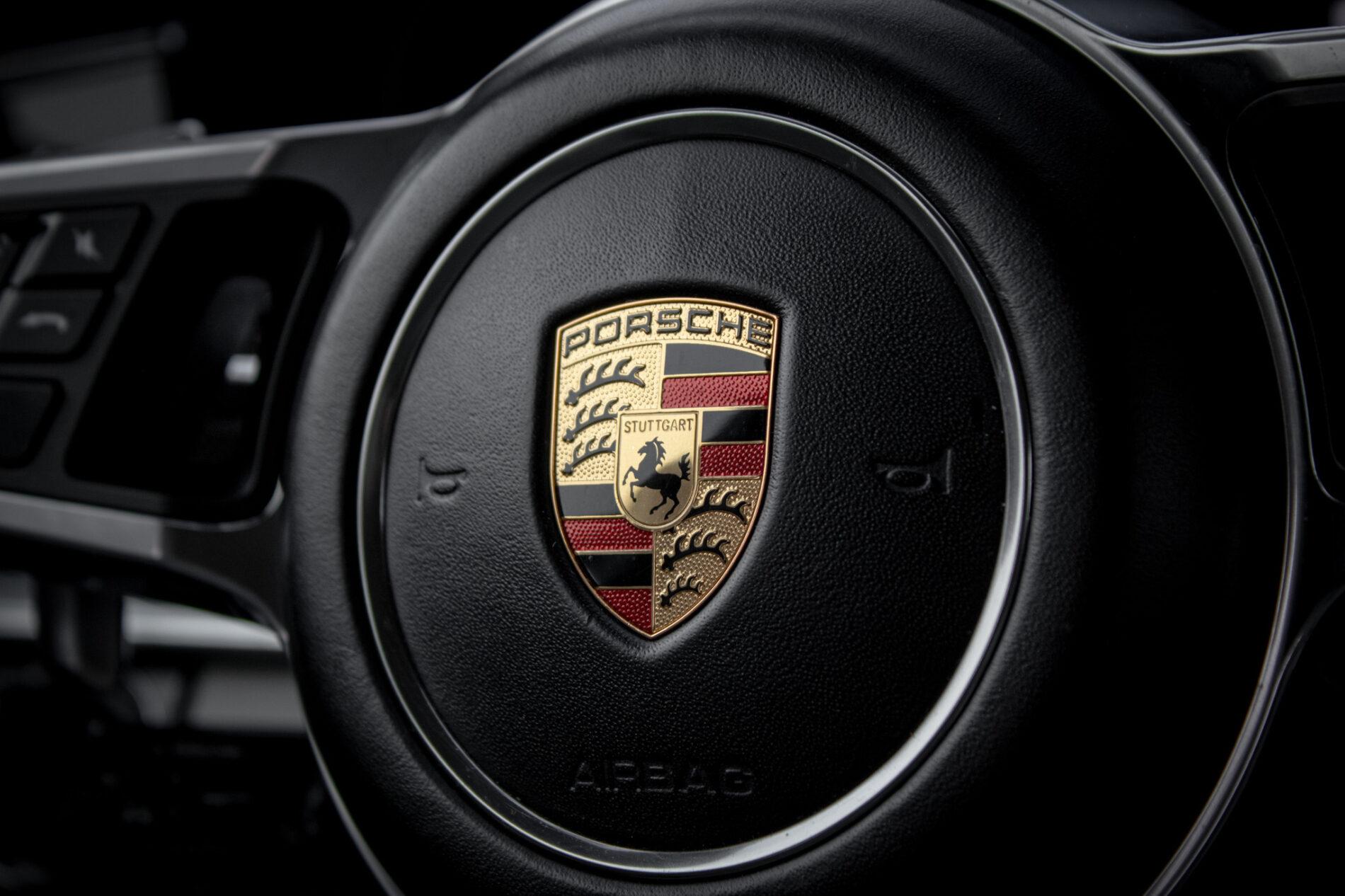 2016 Porsche Panamera 4S Diesel, černá, 257 613 km