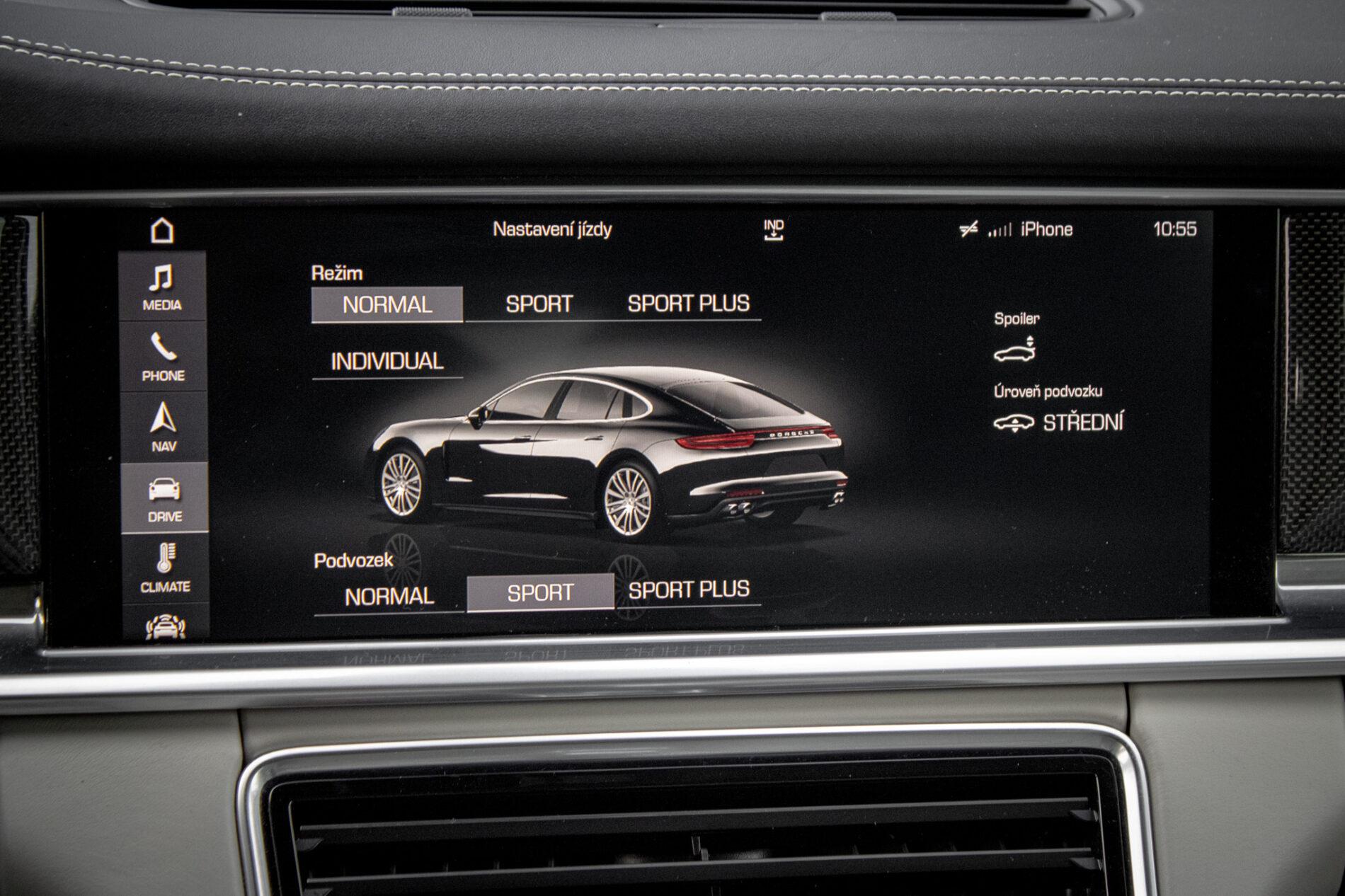 2016 Porsche Panamera 4S Diesel, černá, 257 613 km