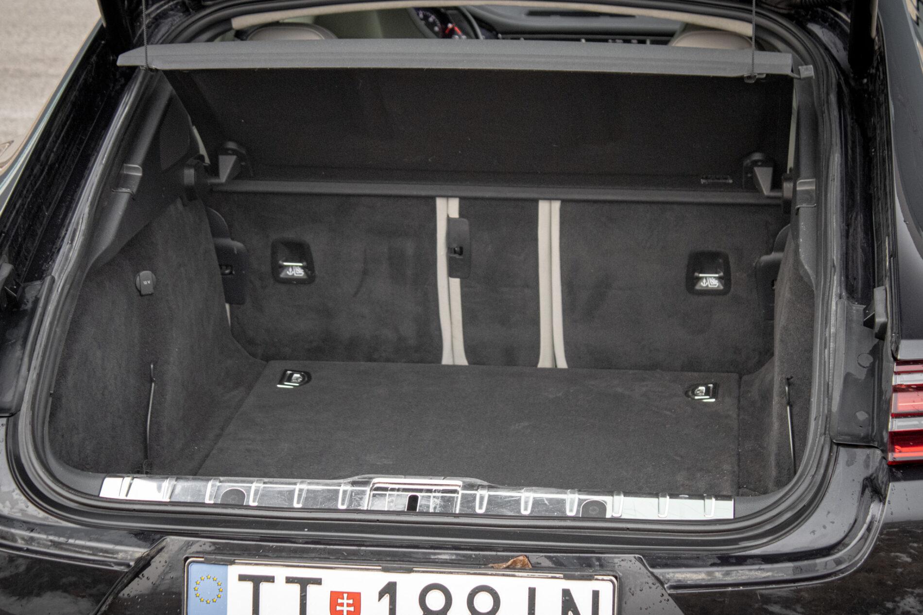 2016 Porsche Panamera 4S Diesel, černá, 257 613 km