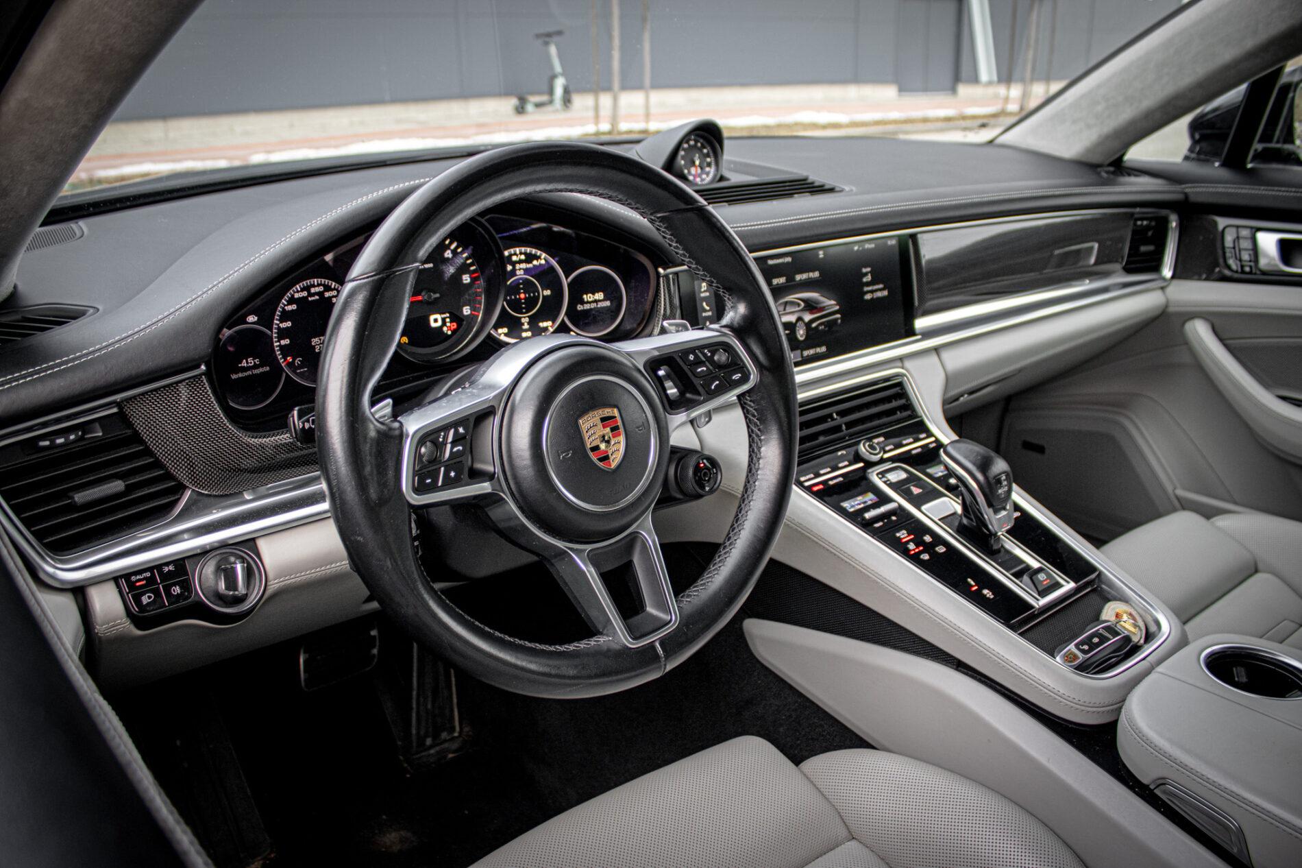 2016 Porsche Panamera 4S Diesel, černá, 257 613 km