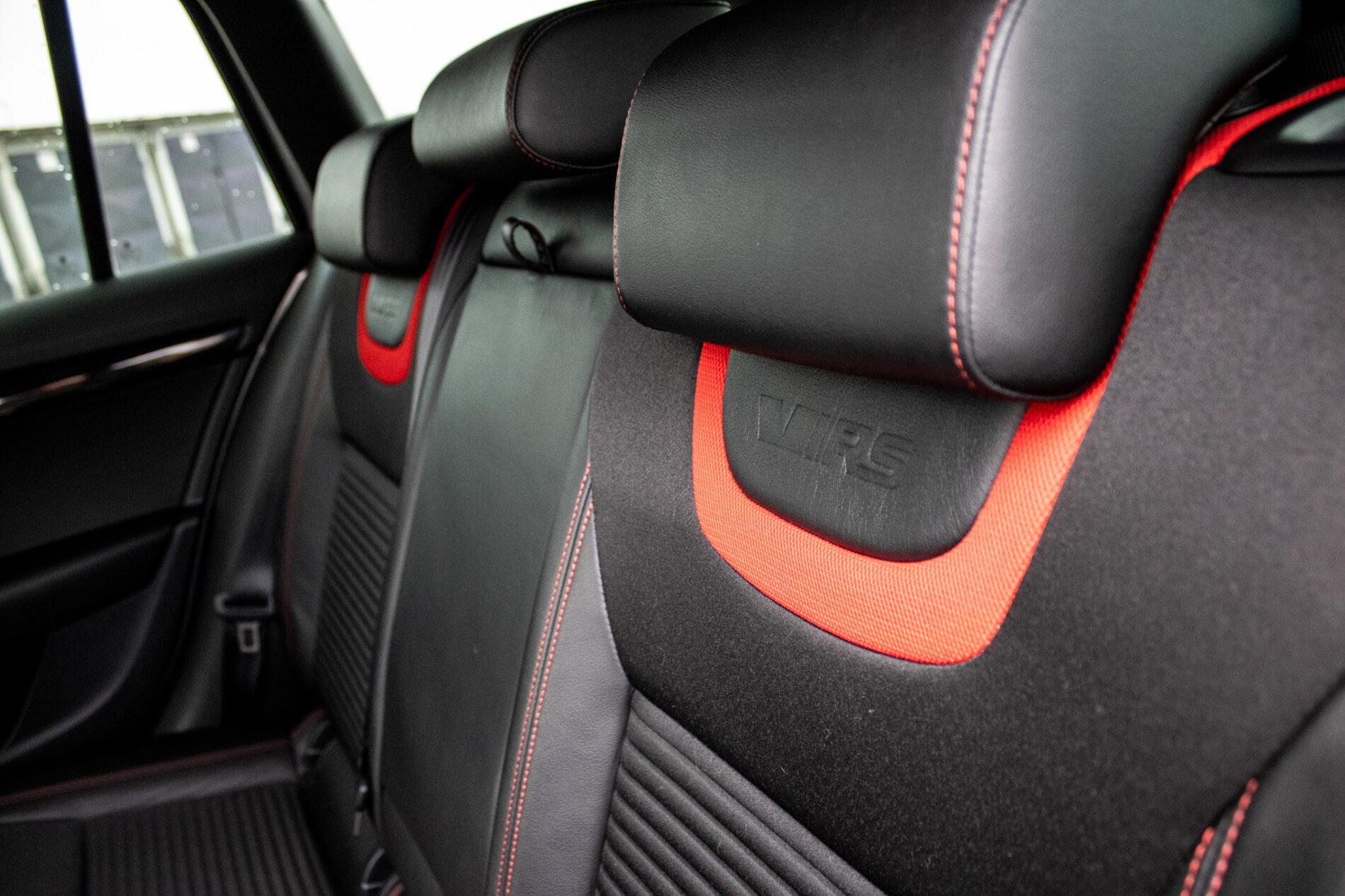 2015 Skoda Octavia RS, stříbrná kombi, 240 701 km