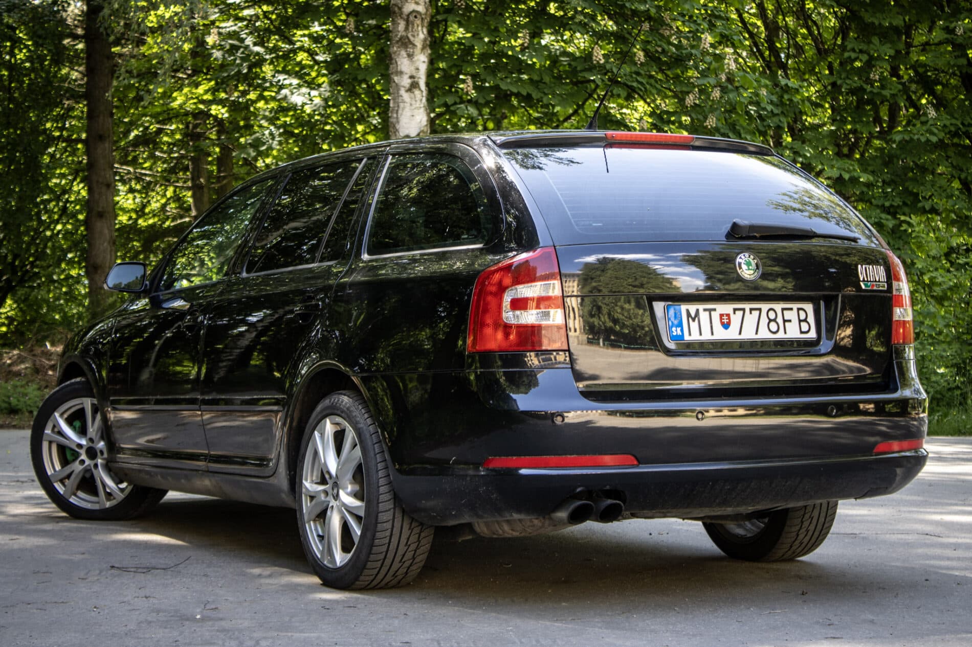 2006 Skoda Octavia RS, černá kombi, 273 365 km