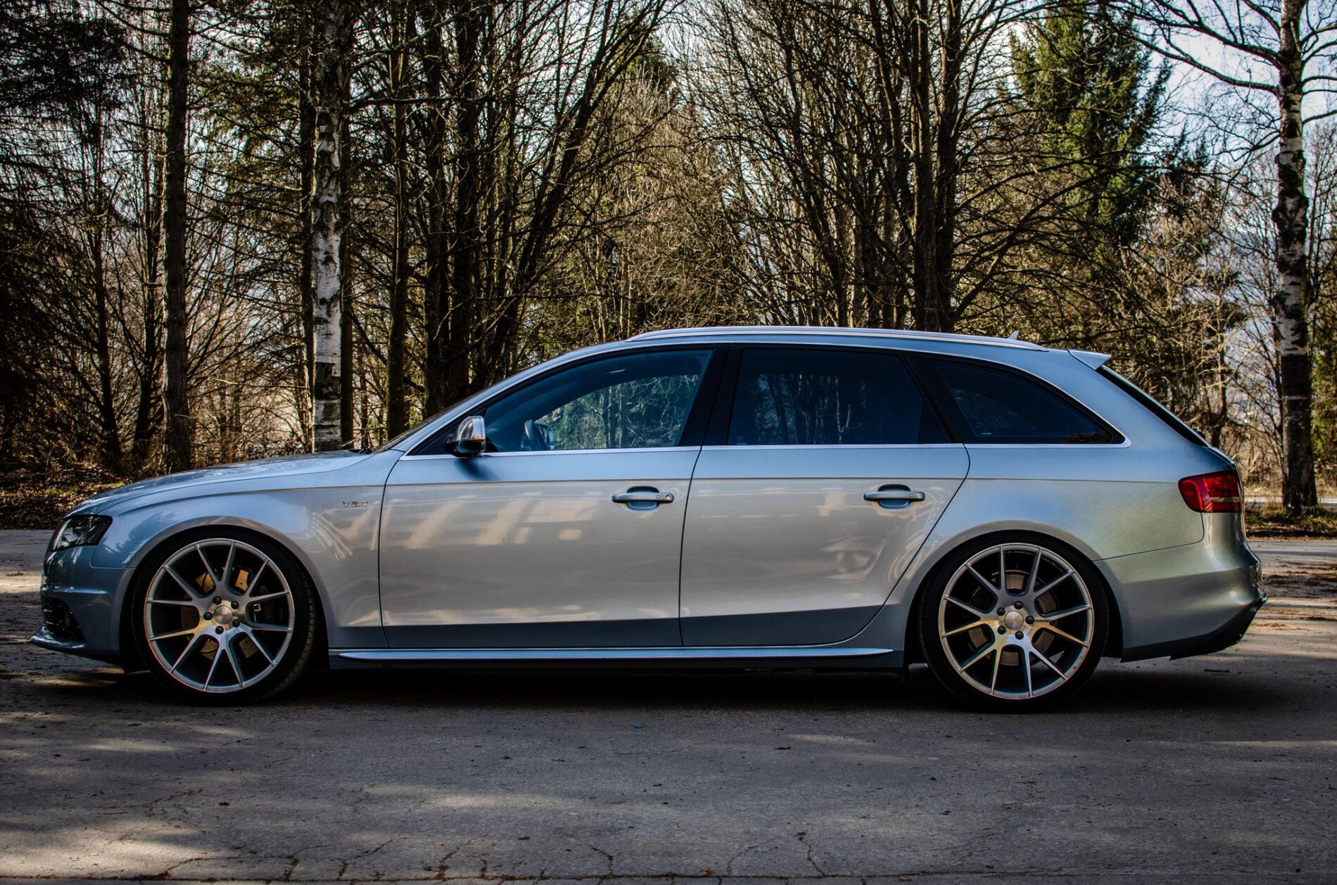 2011 AUDI S4, modrá kombi, 141 540 km