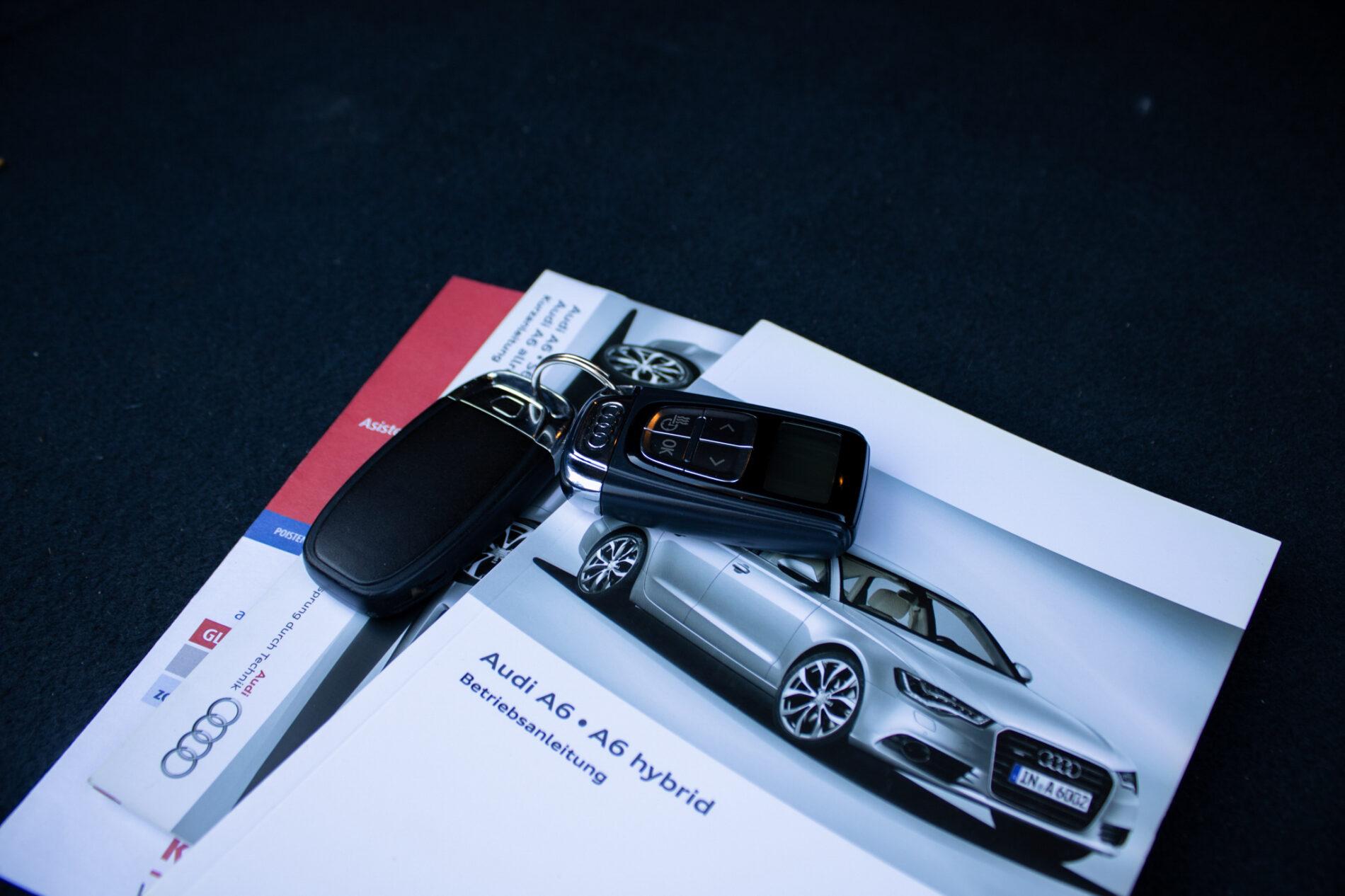 2012 AUDI A6, šedá sedan, 257 048 km