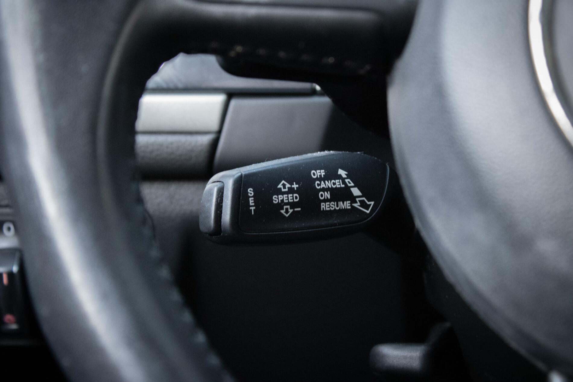 2011 AUDI A6, šedá kombi, 309 675 km