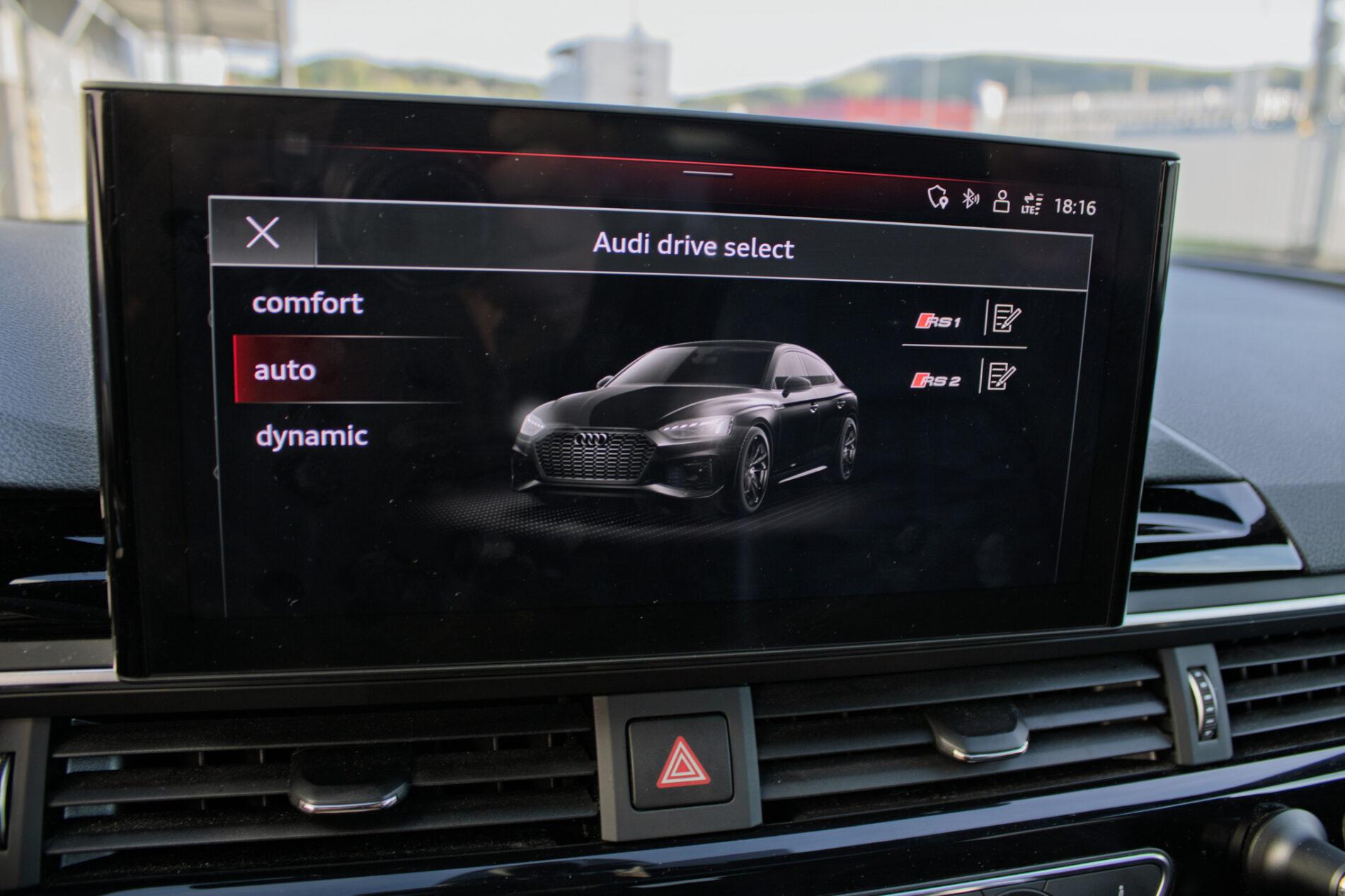 2022 AUDI RS5, černá hatchback, 67 929 km
