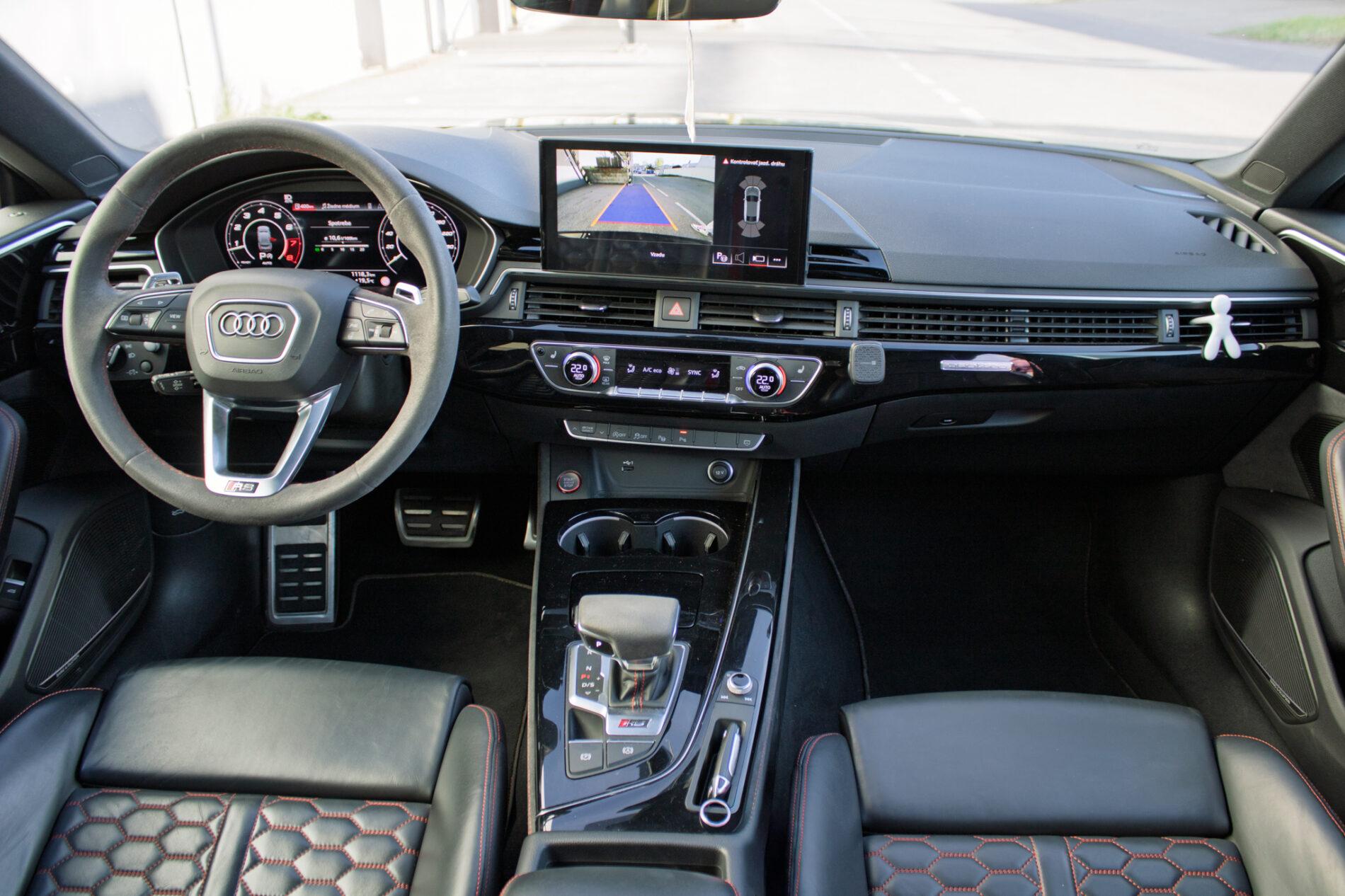 2022 AUDI RS5, černá hatchback, 67 929 km