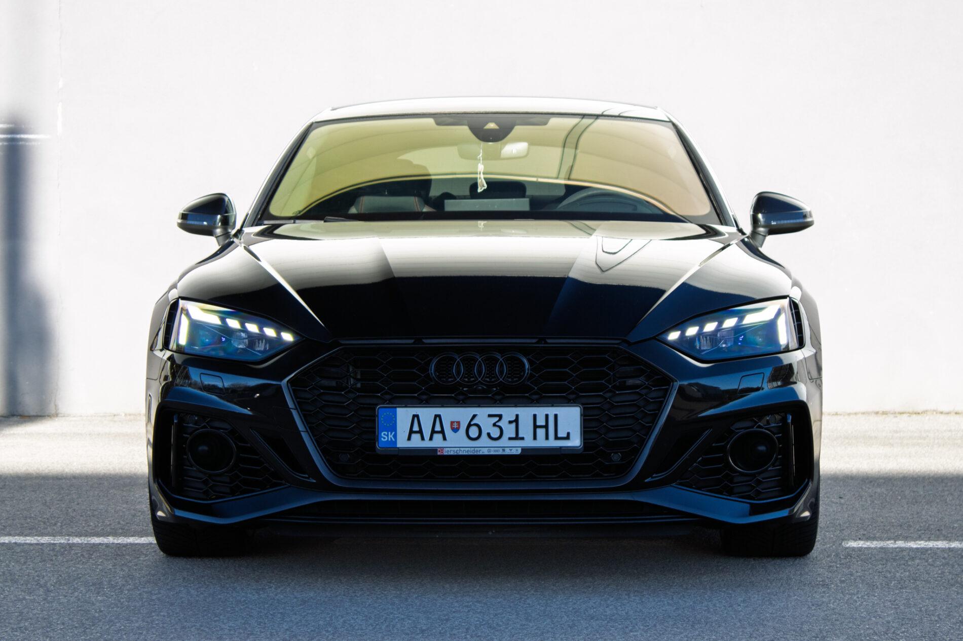 2022 AUDI RS5, černá hatchback, 67 929 km