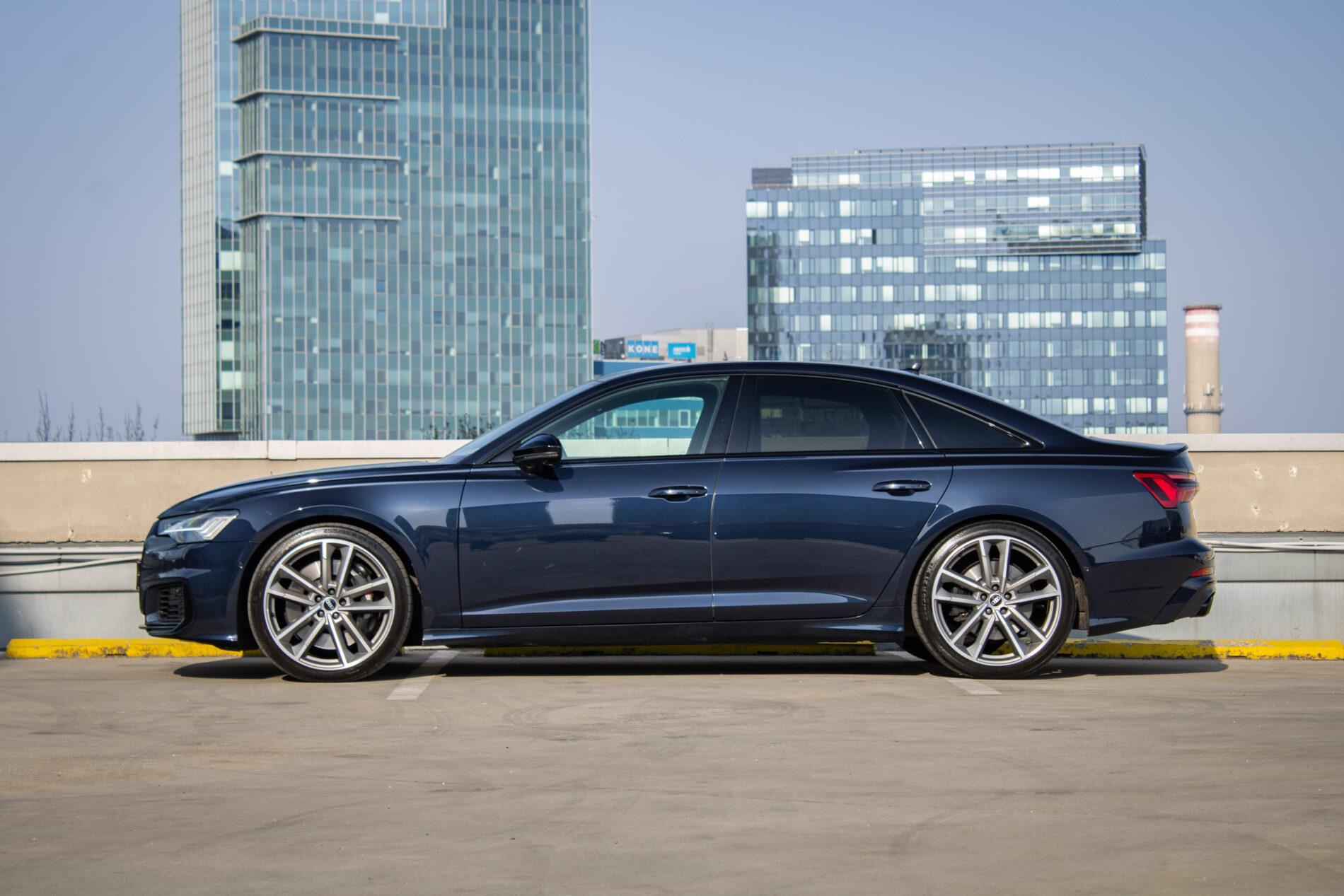 2021 AUDI S6, modrá sedan, 99 467 km