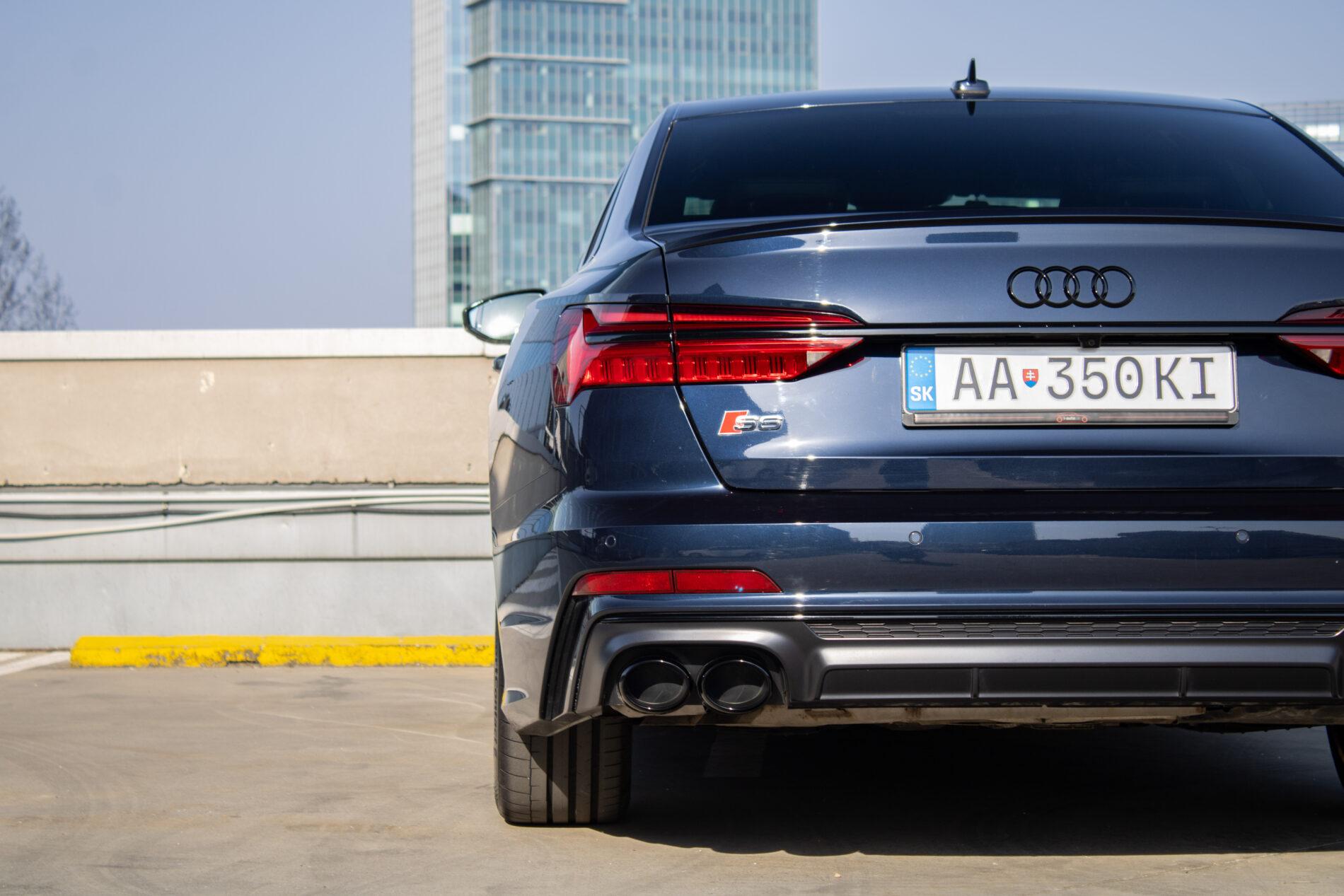 2021 AUDI S6, modrá sedan, 99 467 km
