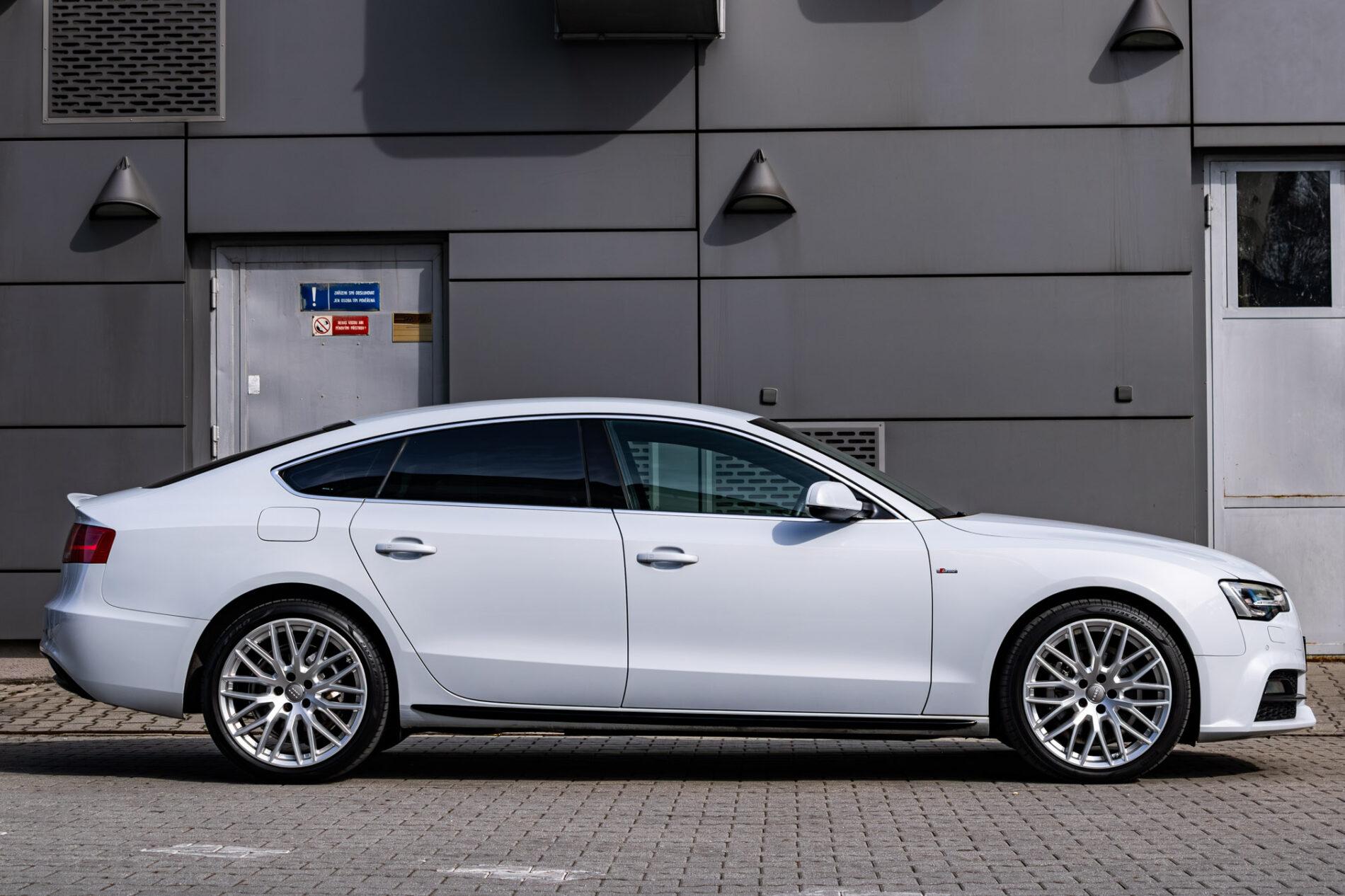 2015 AUDI A5, šedá, 178 367 km