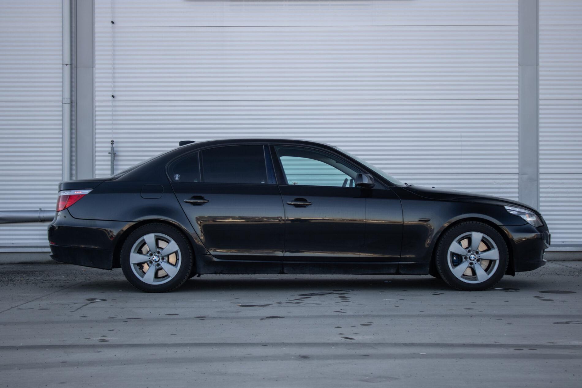 2008 BMW 535d, černá sedan, 454 382 km