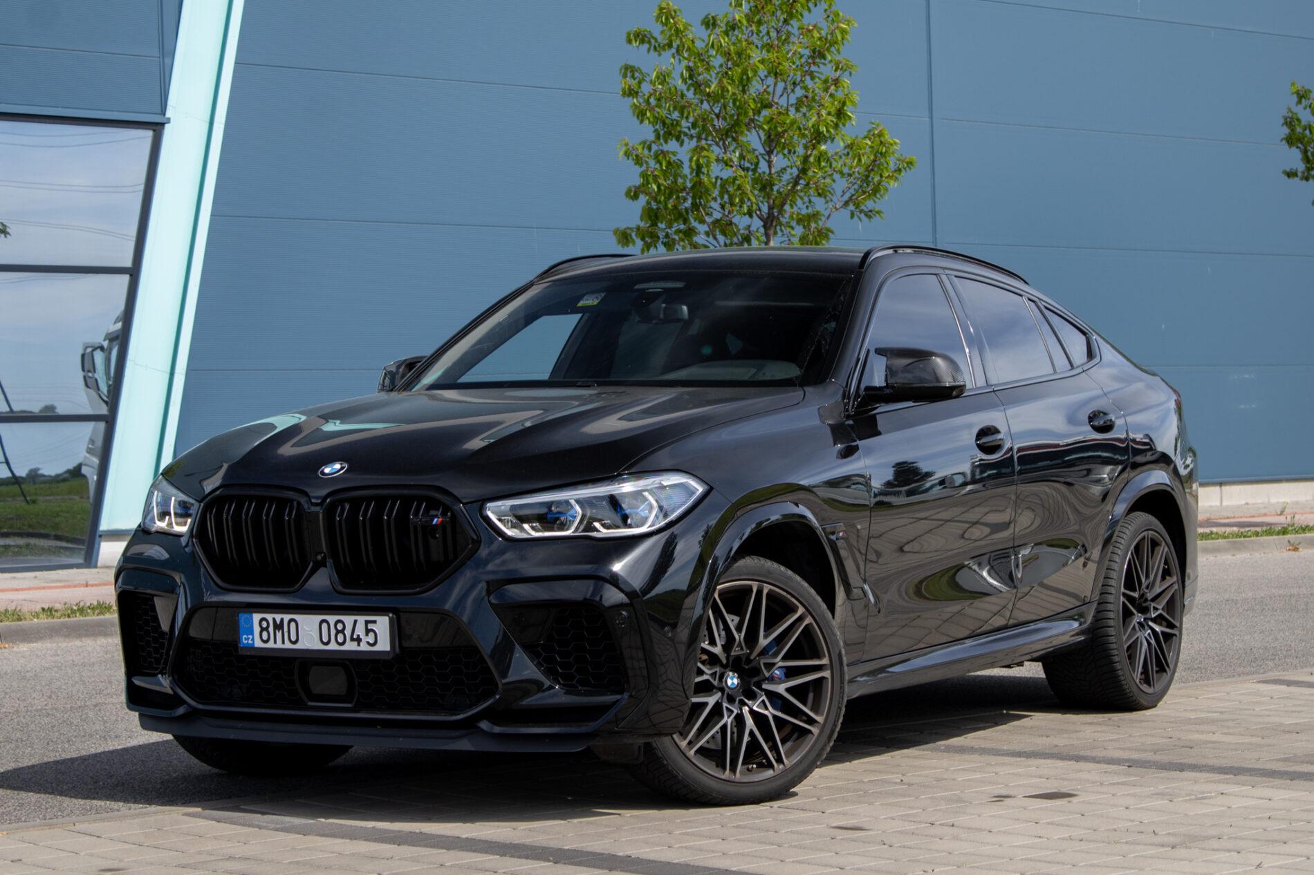 2020 BMW X6 M, černá suv, 108 787 km