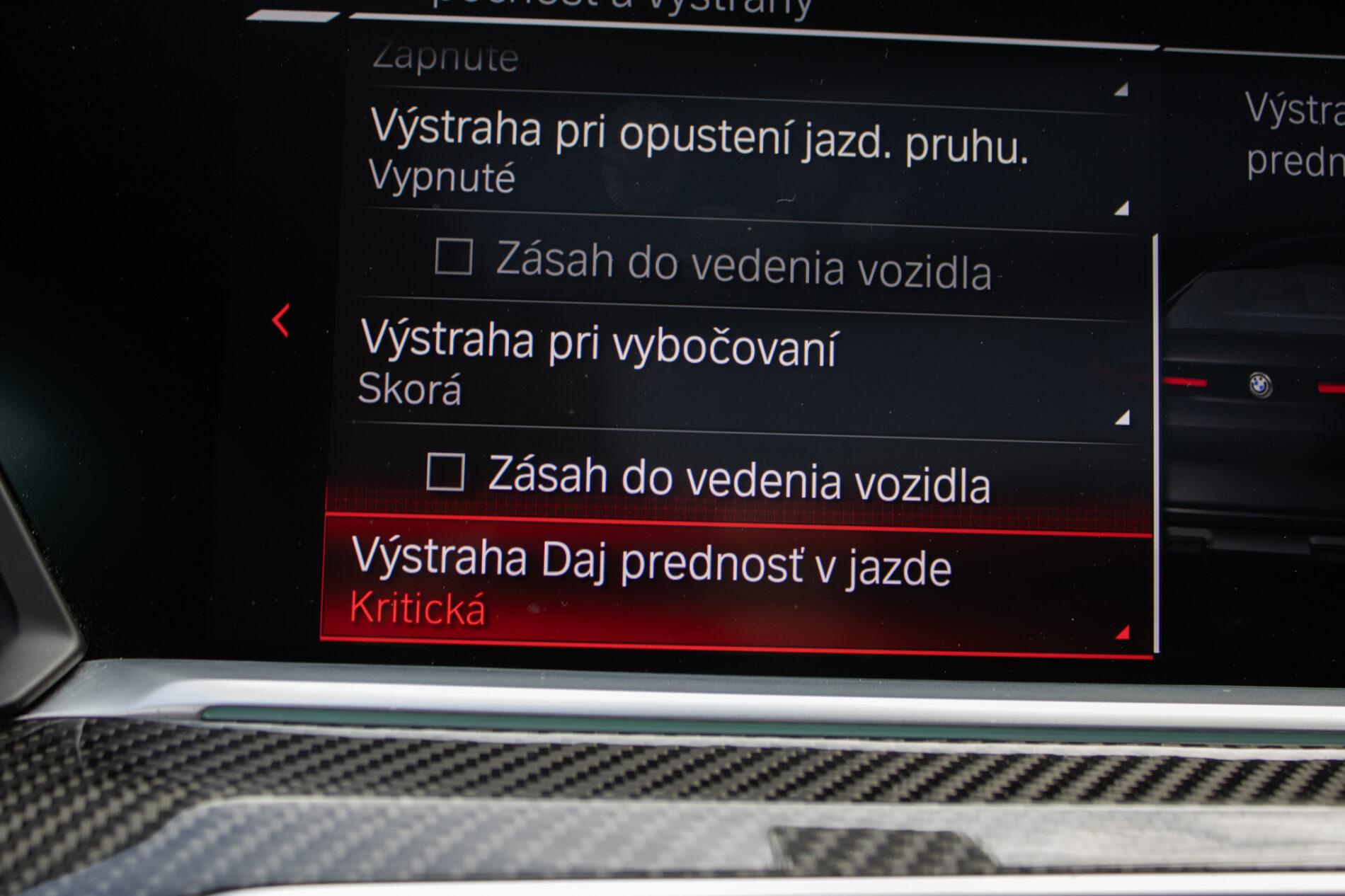 2020 BMW X6 M, černá suv, 108 787 km