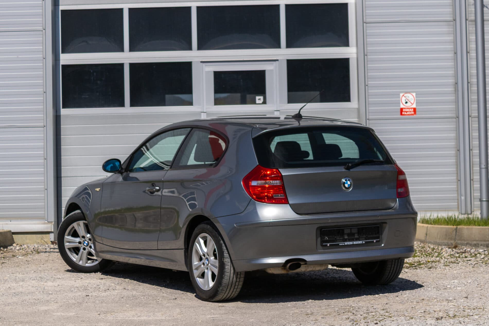 2009 BMW 120i, šedá kupé, 148 765 km