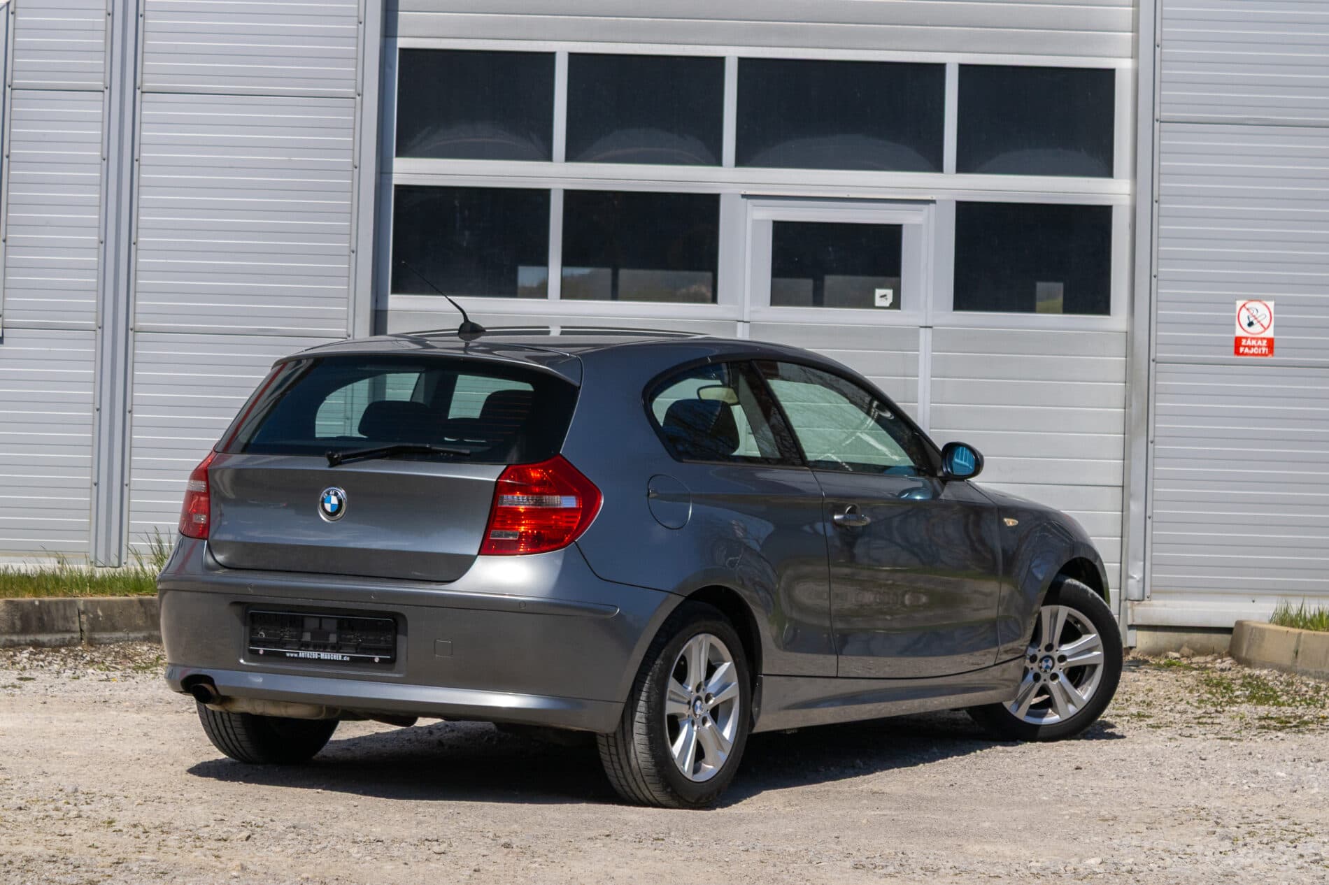 2009 BMW 120i, šedá kupé, 148 765 km