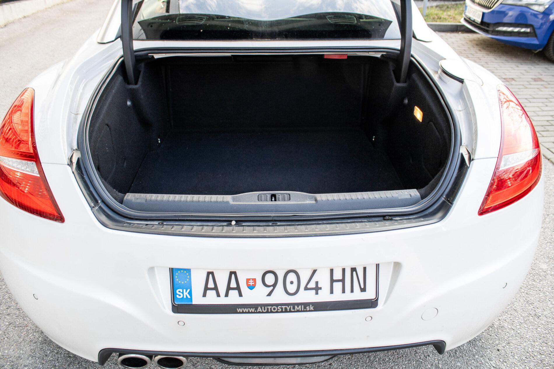 2012 Peugeot RCZ, bílá kupé, 171 601 km