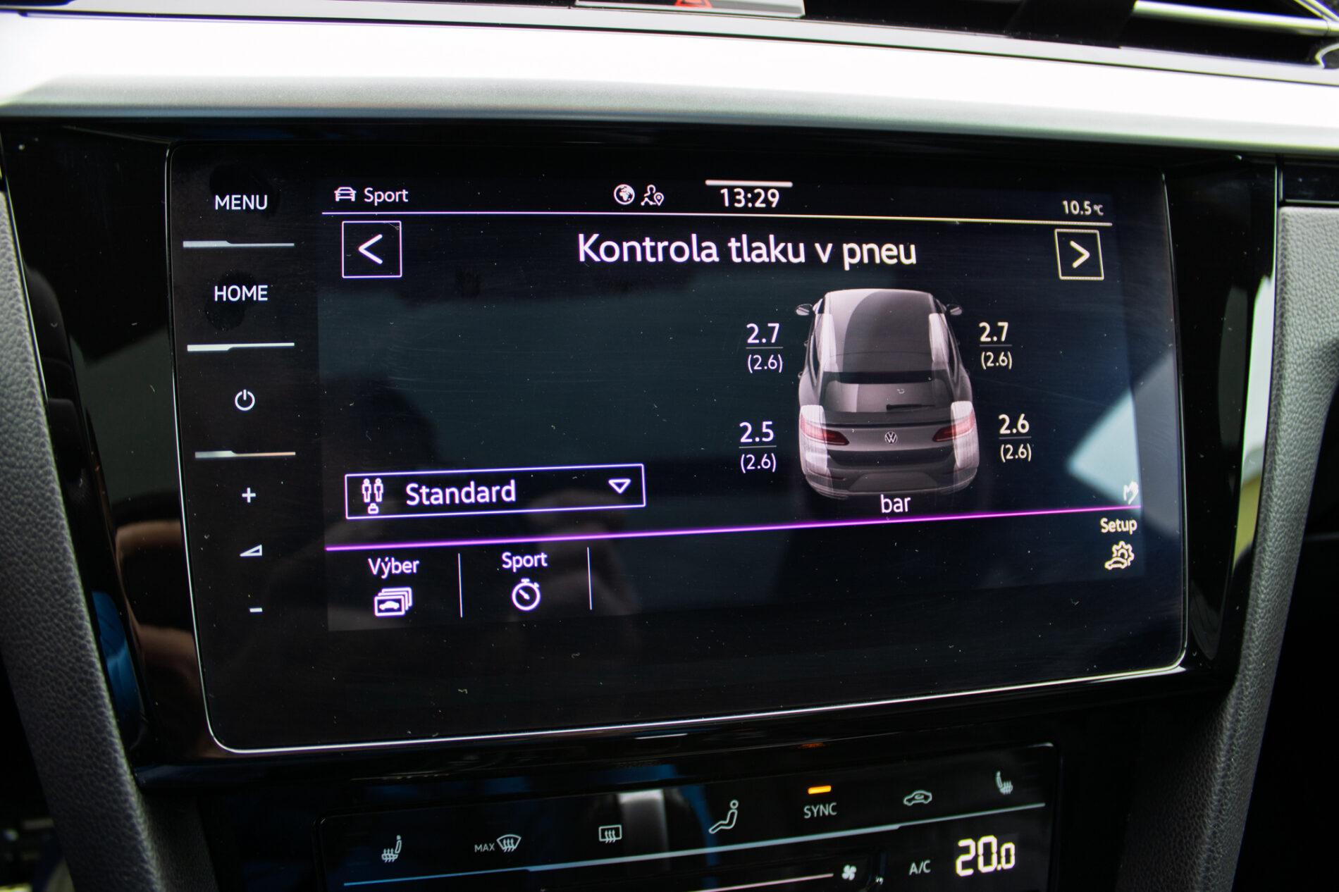 2022 Volkswagen Arteon R, bílá kombi, 64 564 km