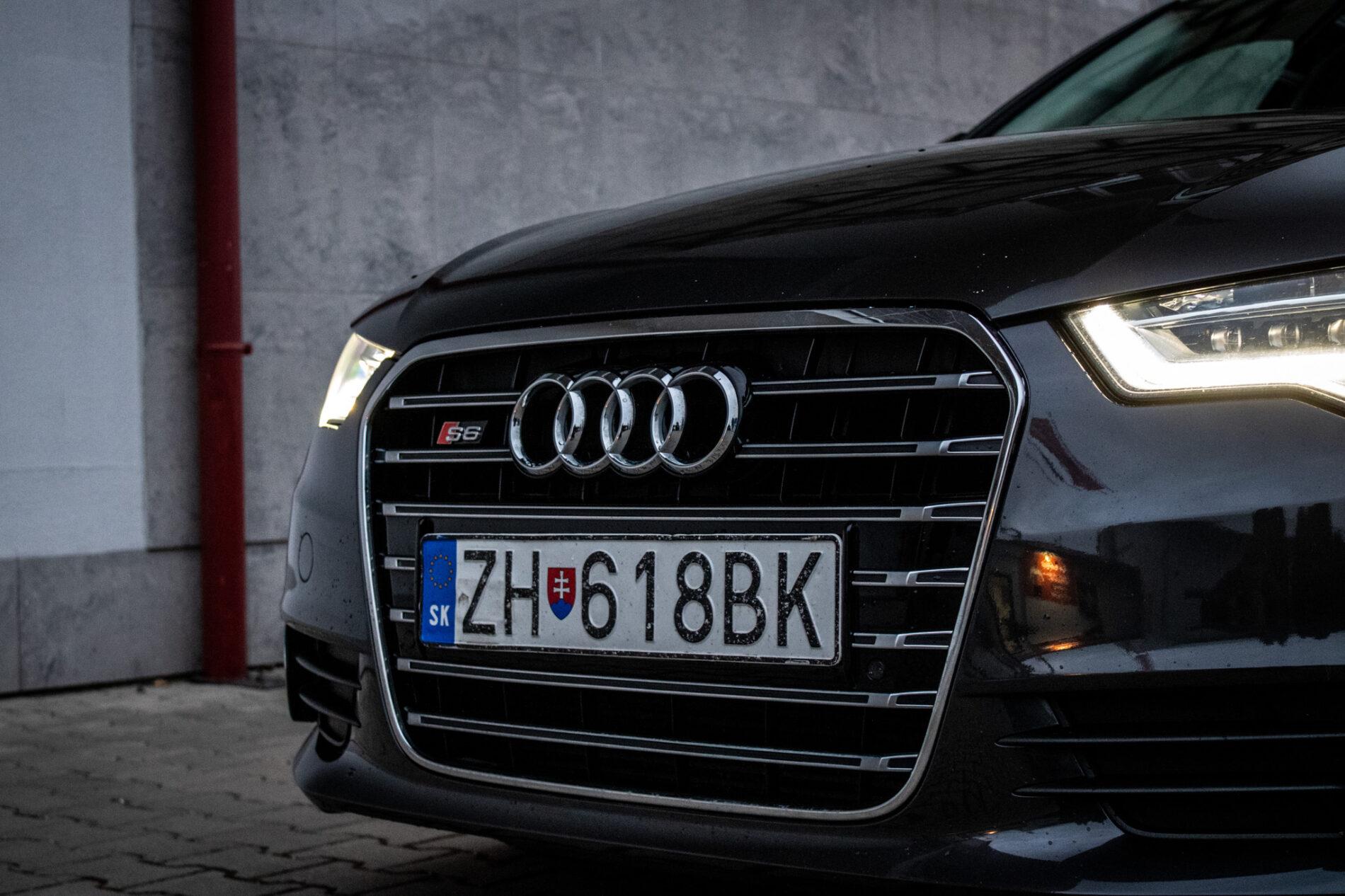 2012 AUDI A6, šedá sedan, 252 593 km