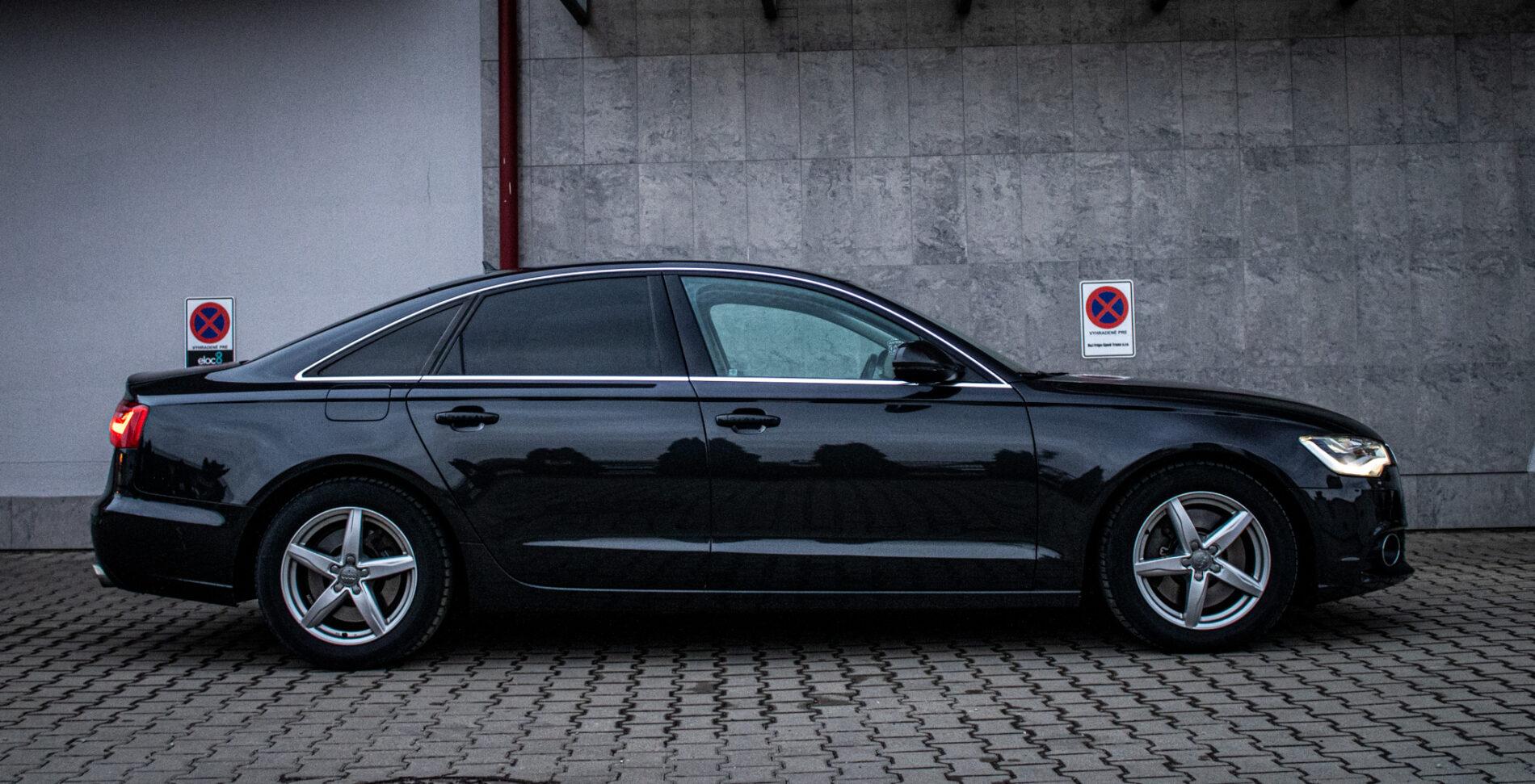 2012 AUDI A6, šedá sedan, 252 593 km