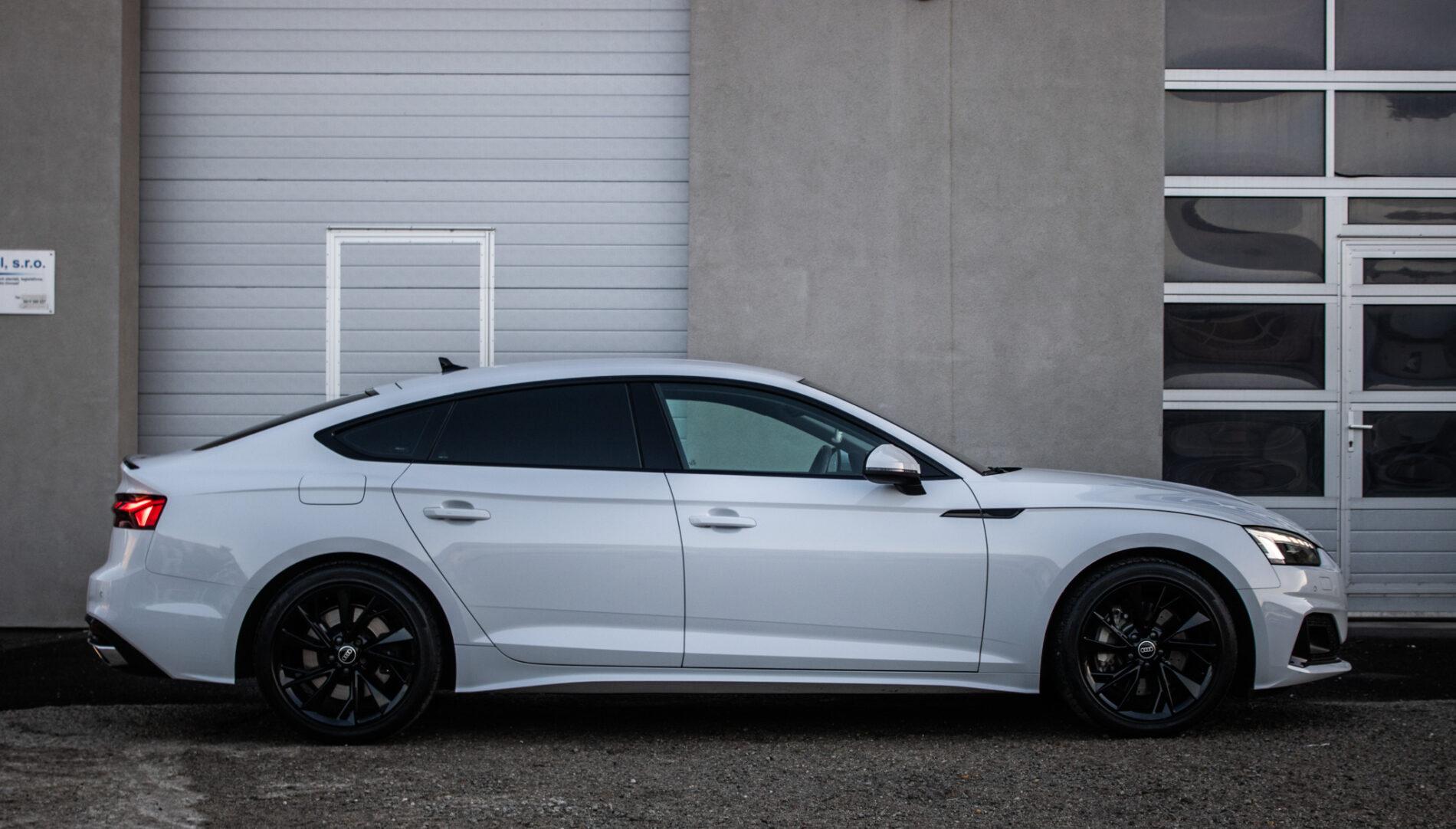 2022 AUDI A5, bílá kupé, 61 249 km