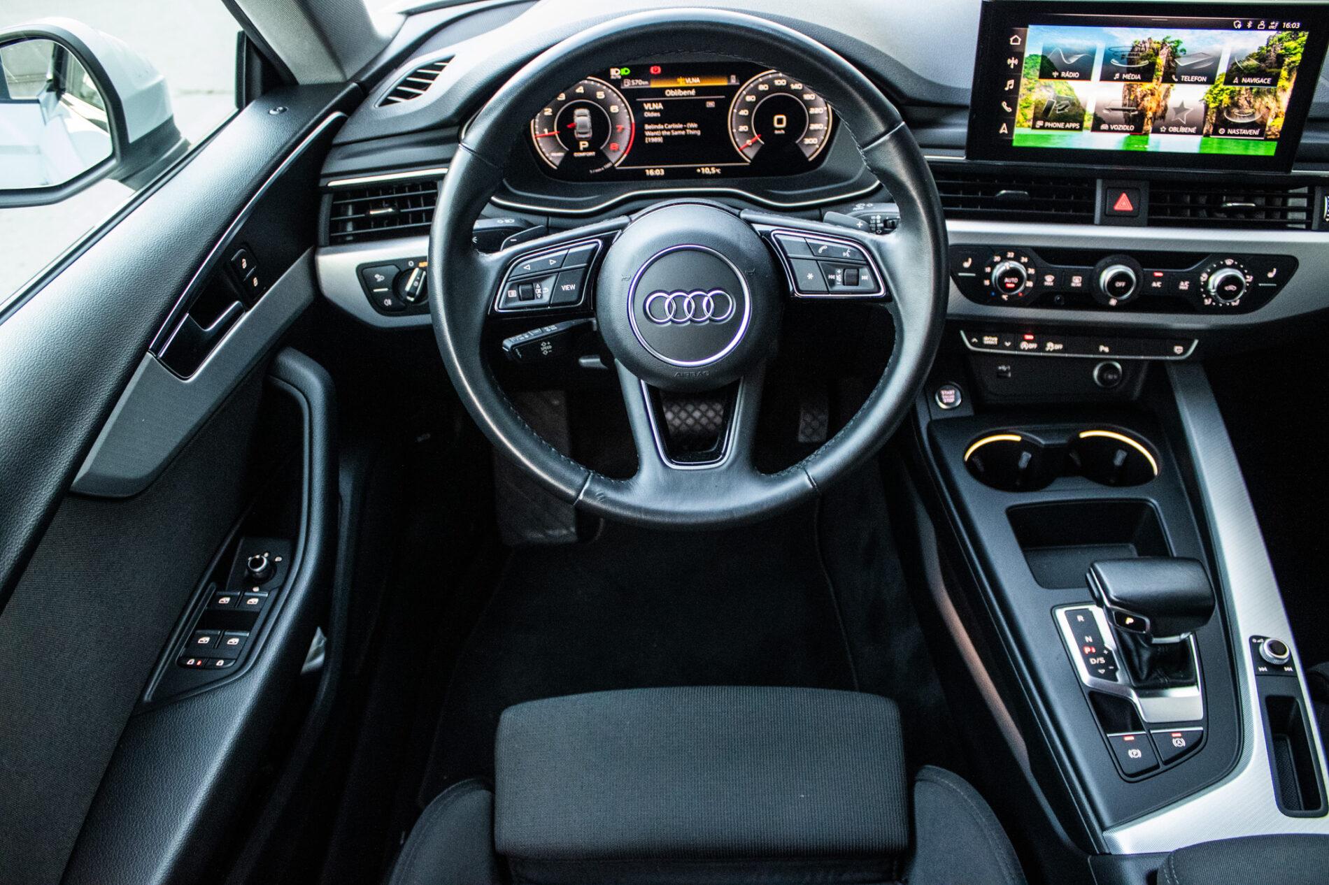 2022 AUDI A5, bílá kupé, 61 249 km
