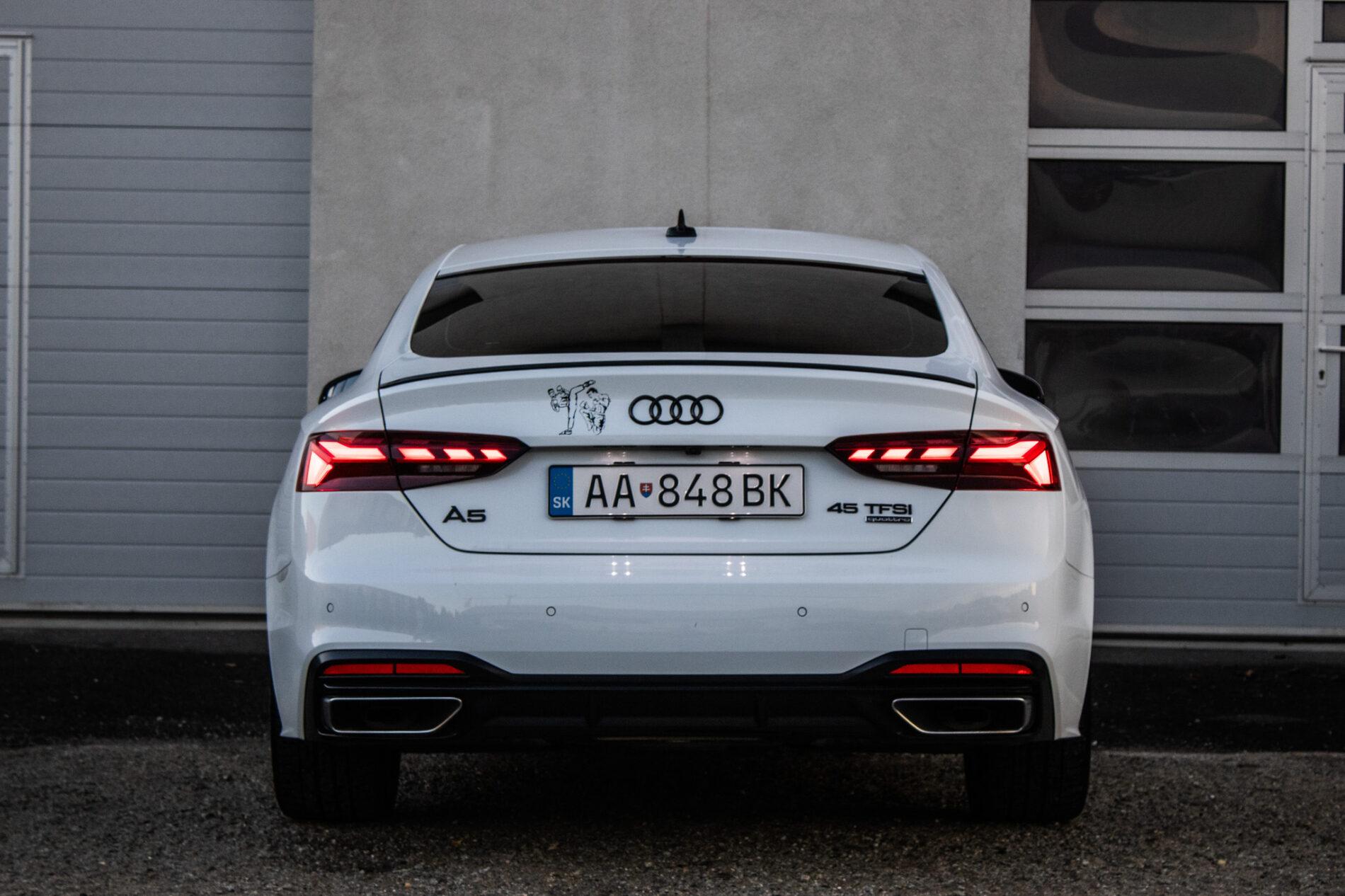 2022 AUDI A5, bílá kupé, 61 249 km