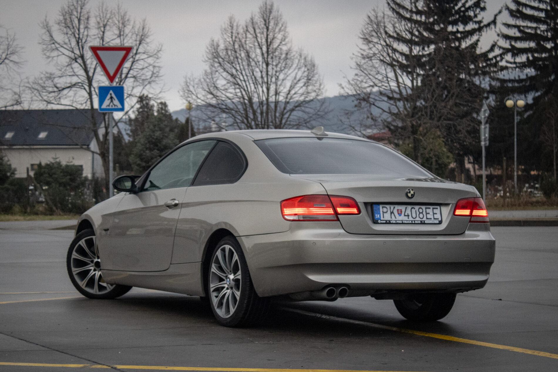 2007 BMW 330d, šedá kupé, 189 104 km