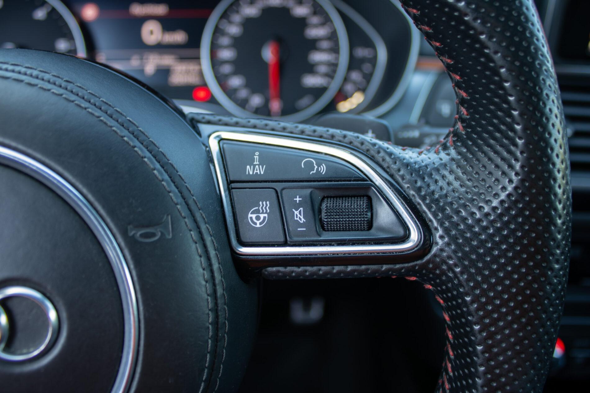 2015 AUDI A6, bílá kombi, 252 015 km
