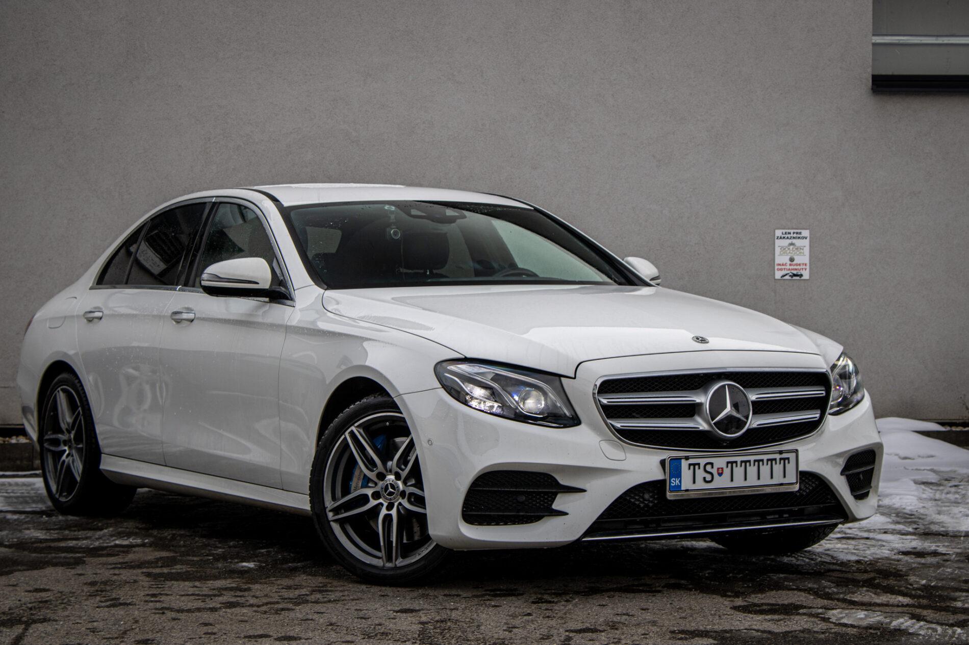 2018 Mercedes-Benz E 400d, bílá sedan, 142 796 km