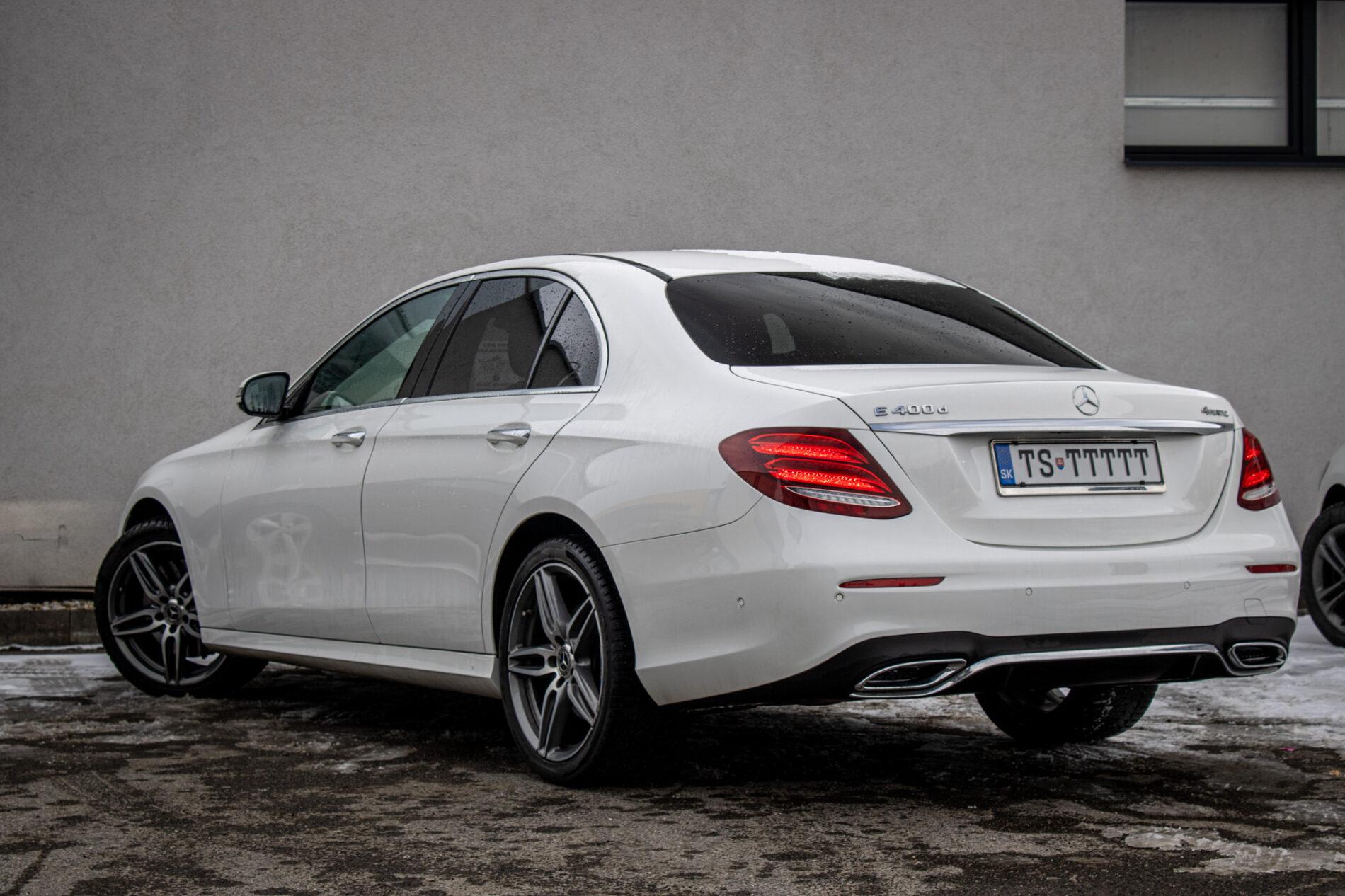 2018 Mercedes-Benz E 400d, bílá sedan, 142 796 km