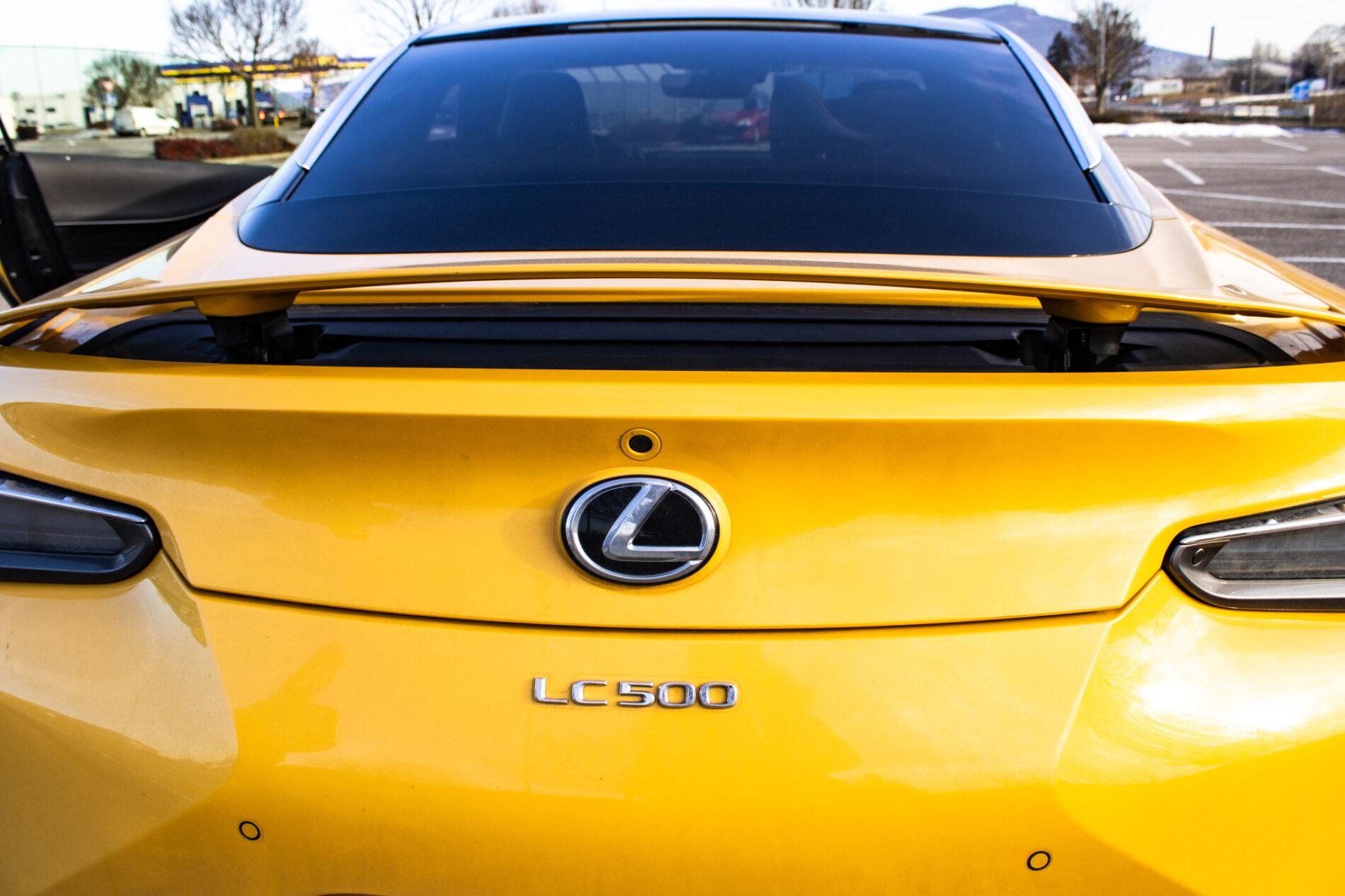 2023 Lexus LC 500, žlutá kupé, 33 321 km