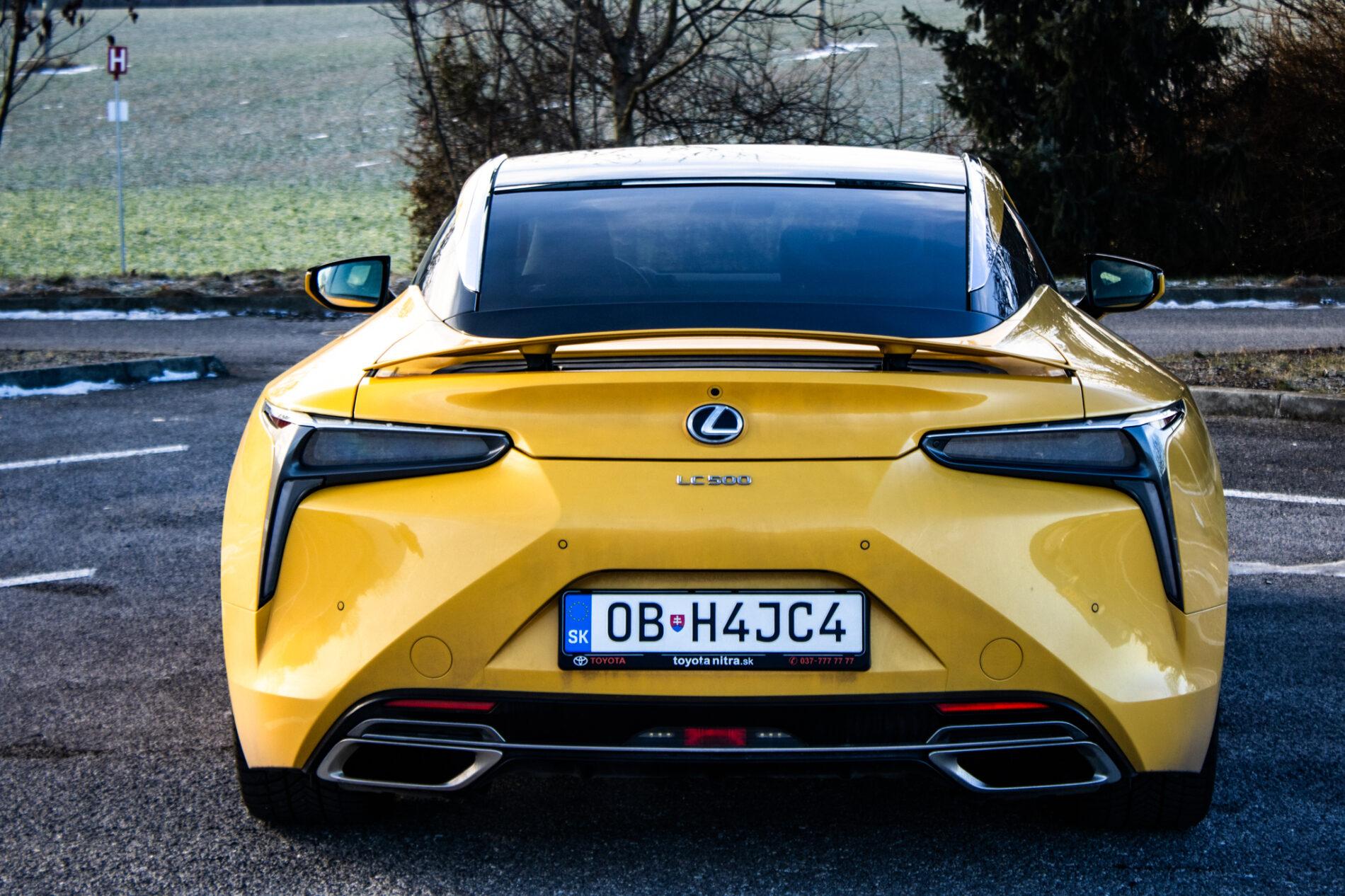 2023 Lexus LC 500, žlutá kupé, 33 321 km