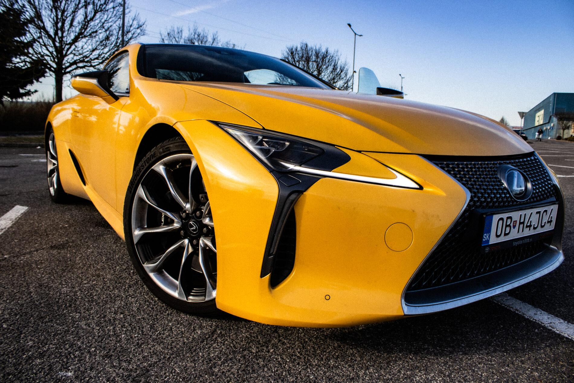 2023 Lexus LC 500, žlutá kupé, 33 321 km