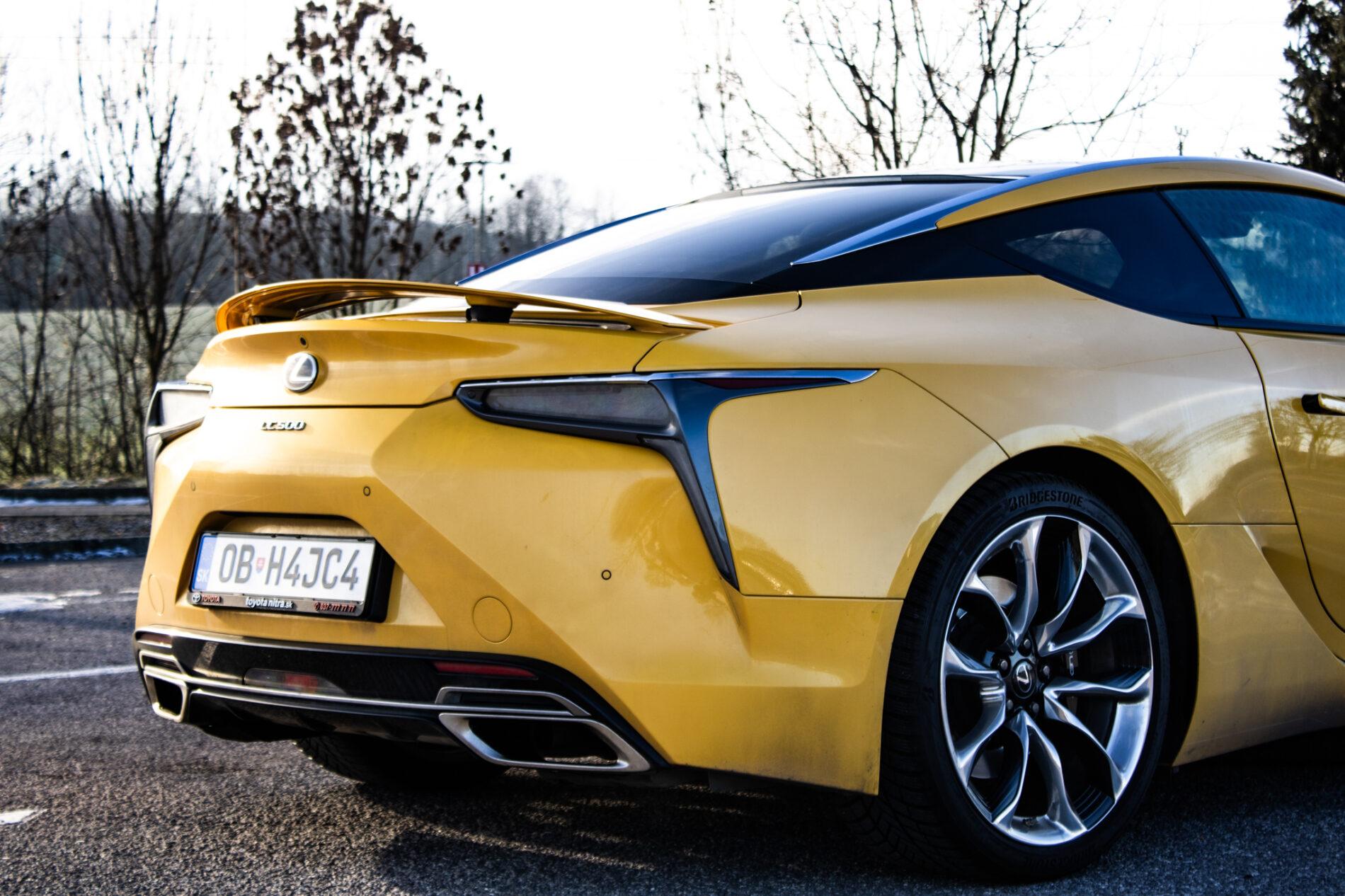 2023 Lexus LC 500, žlutá kupé, 33 321 km