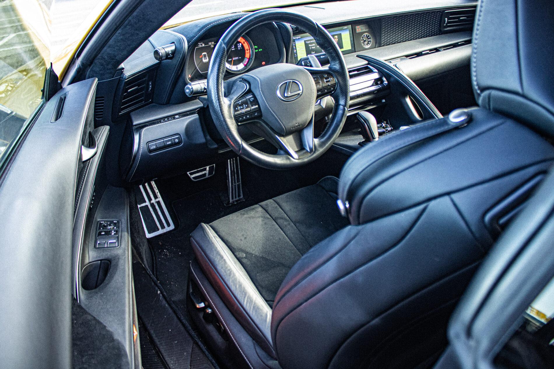 2023 Lexus LC 500, žlutá kupé, 33 321 km