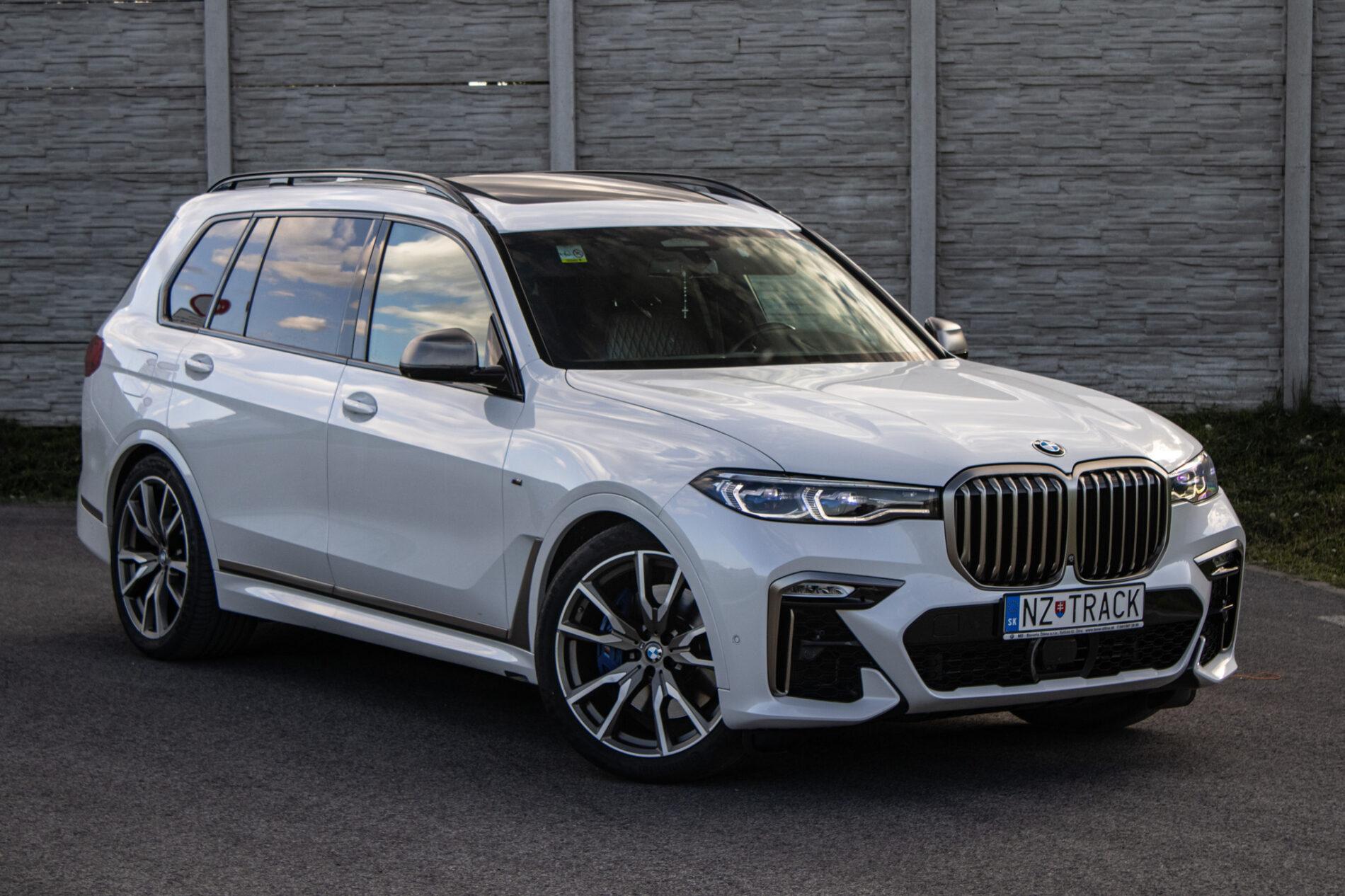 2020 BMW X7 M50d, bílá suv, 129 000 km