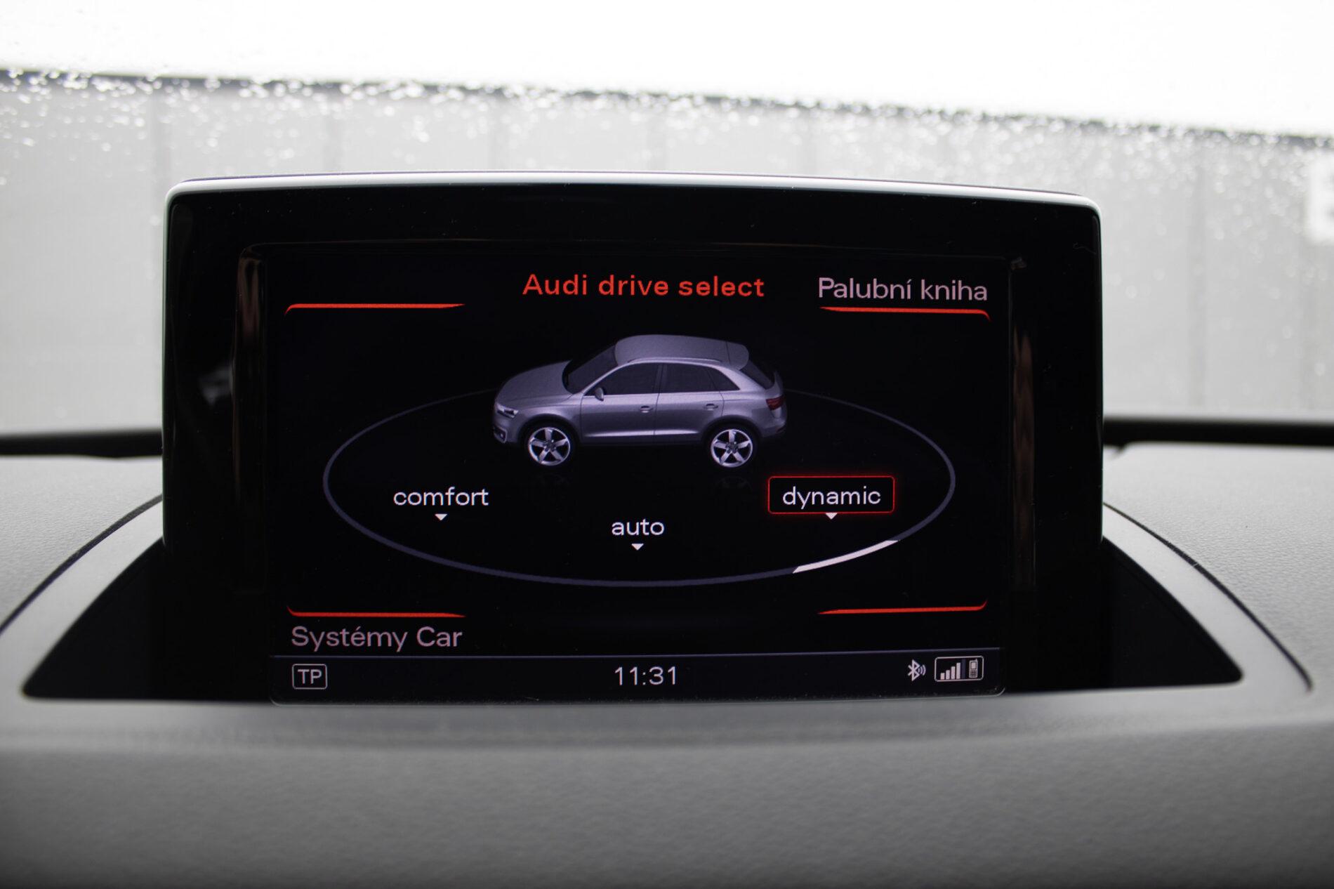2014 AUDI RSQ3, šedá suv, 209 610 km