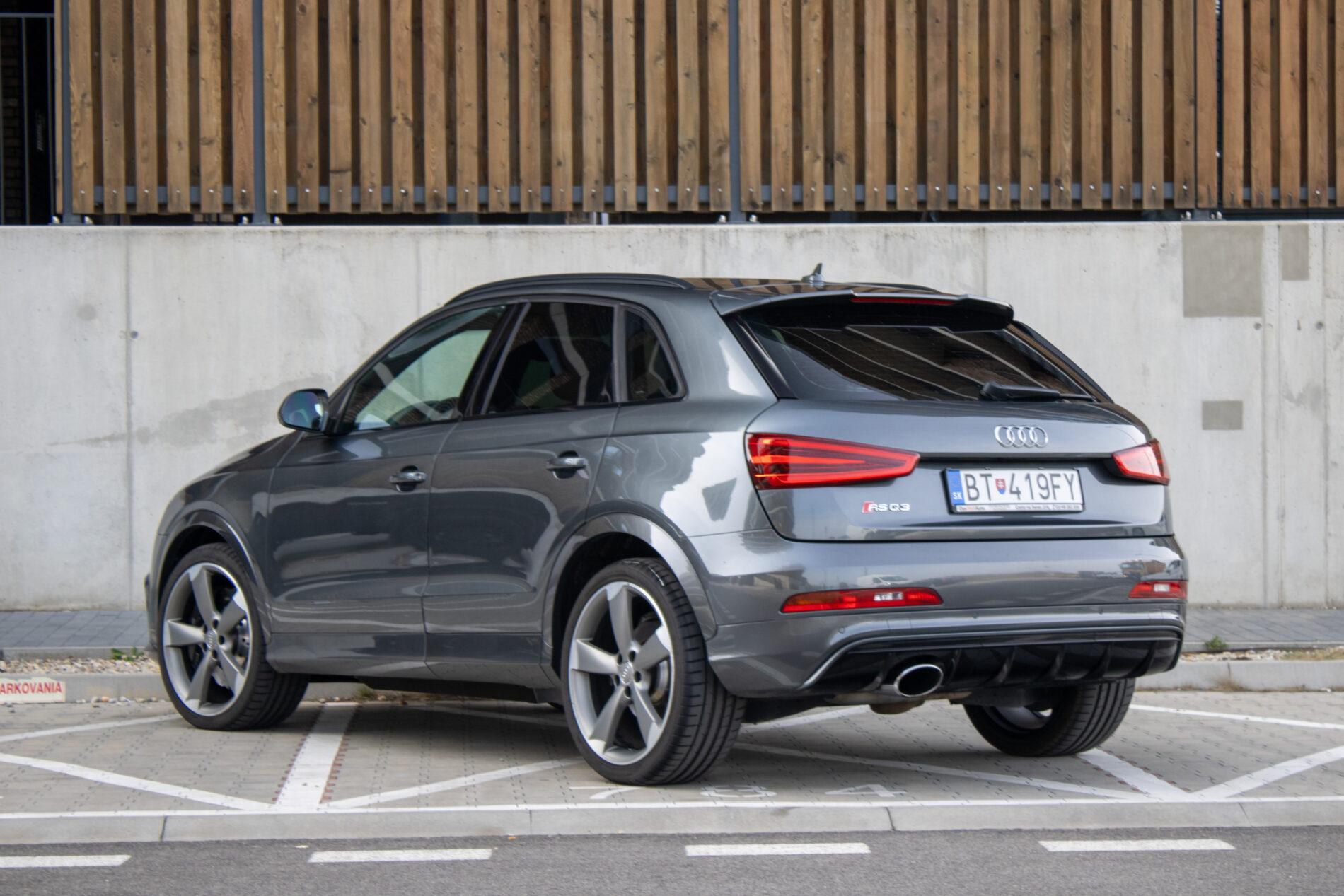 2014 AUDI RSQ3, šedá suv, 209 610 km