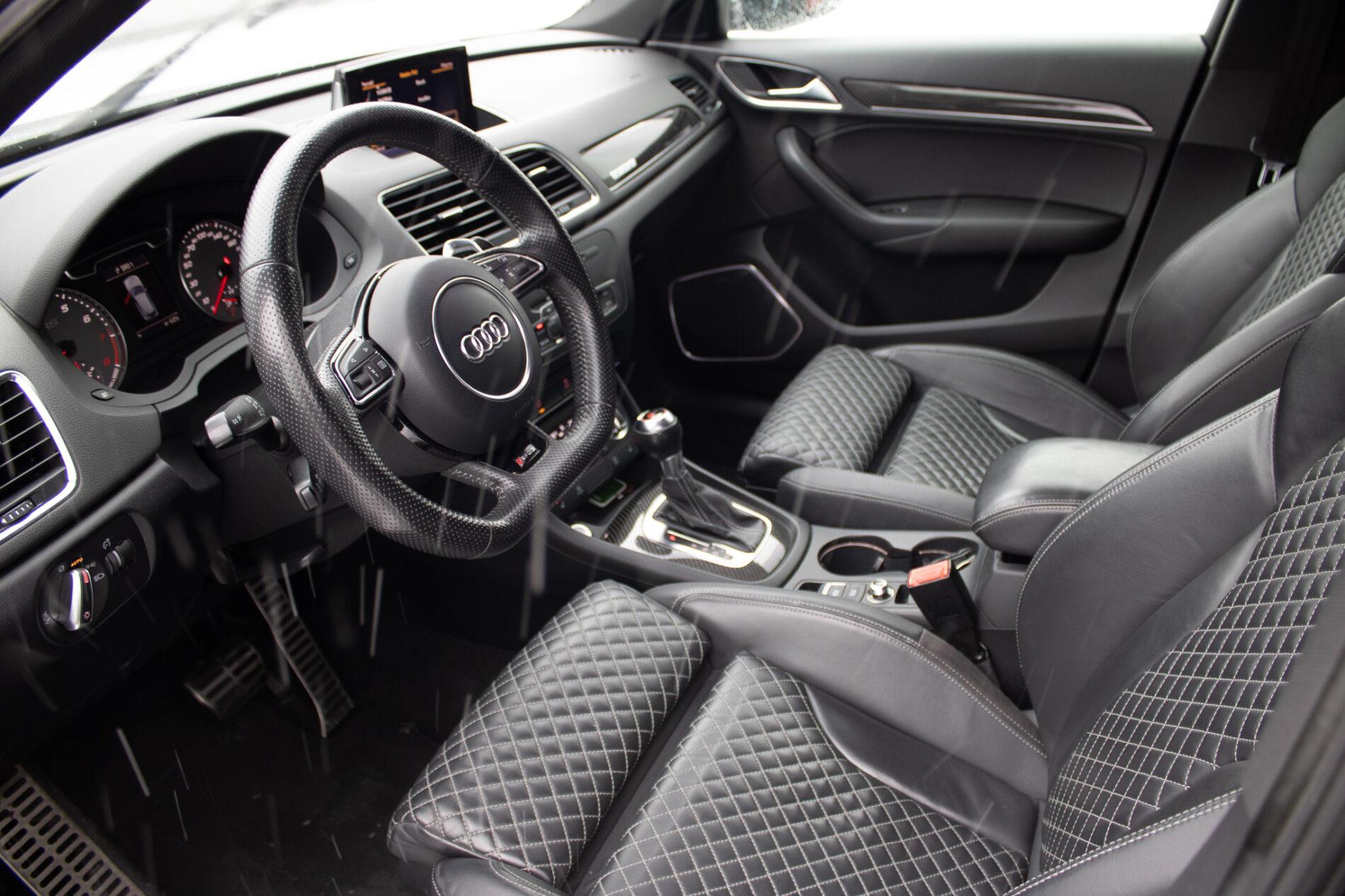 2014 AUDI RSQ3, šedá suv, 209 610 km