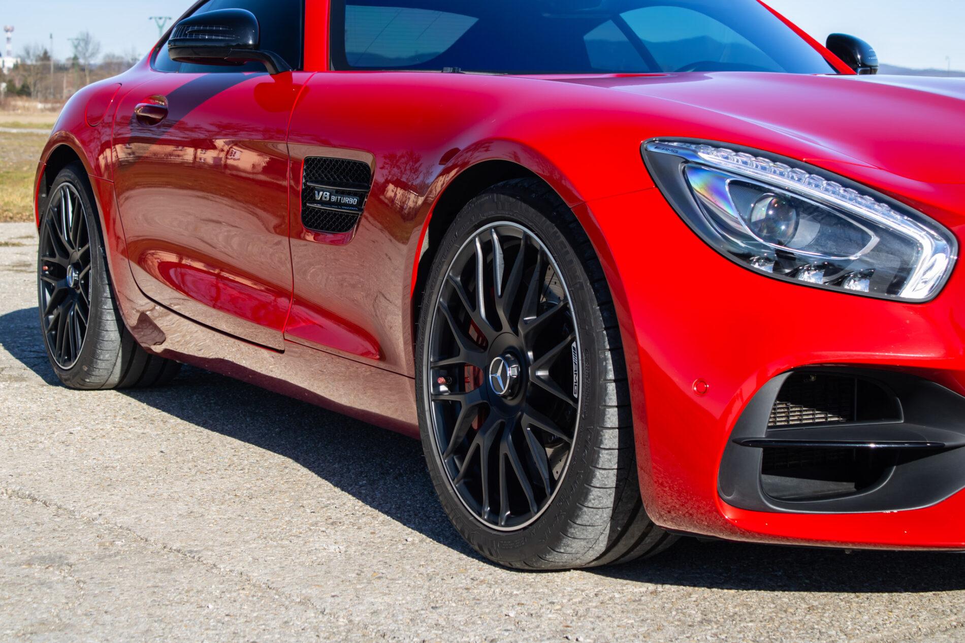 2018 Mercedes-Benz AMG GT S, červená kupé, 38 050 km