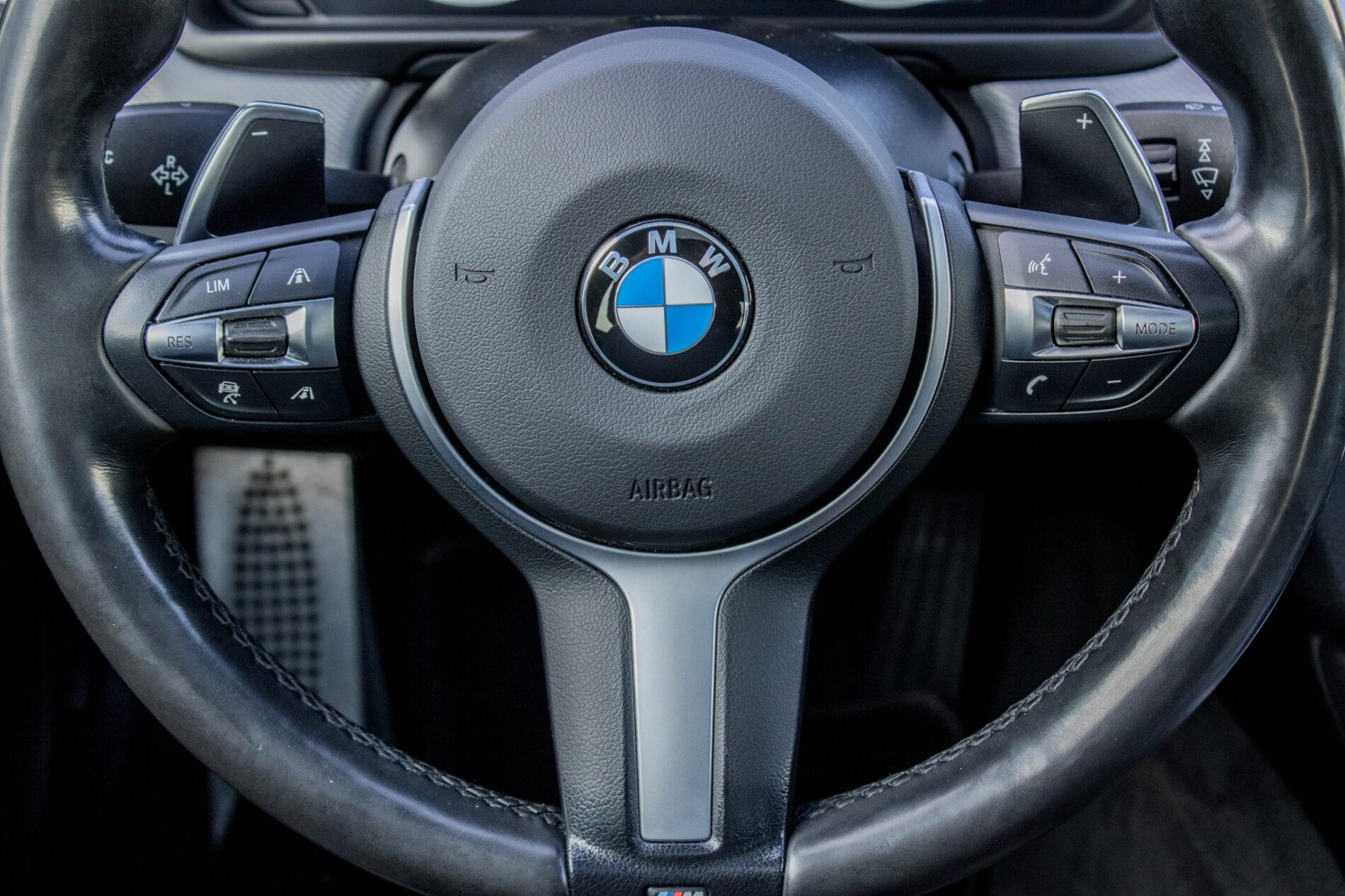 2015 BMW M550d, stříbrná sedan, 198 043 km