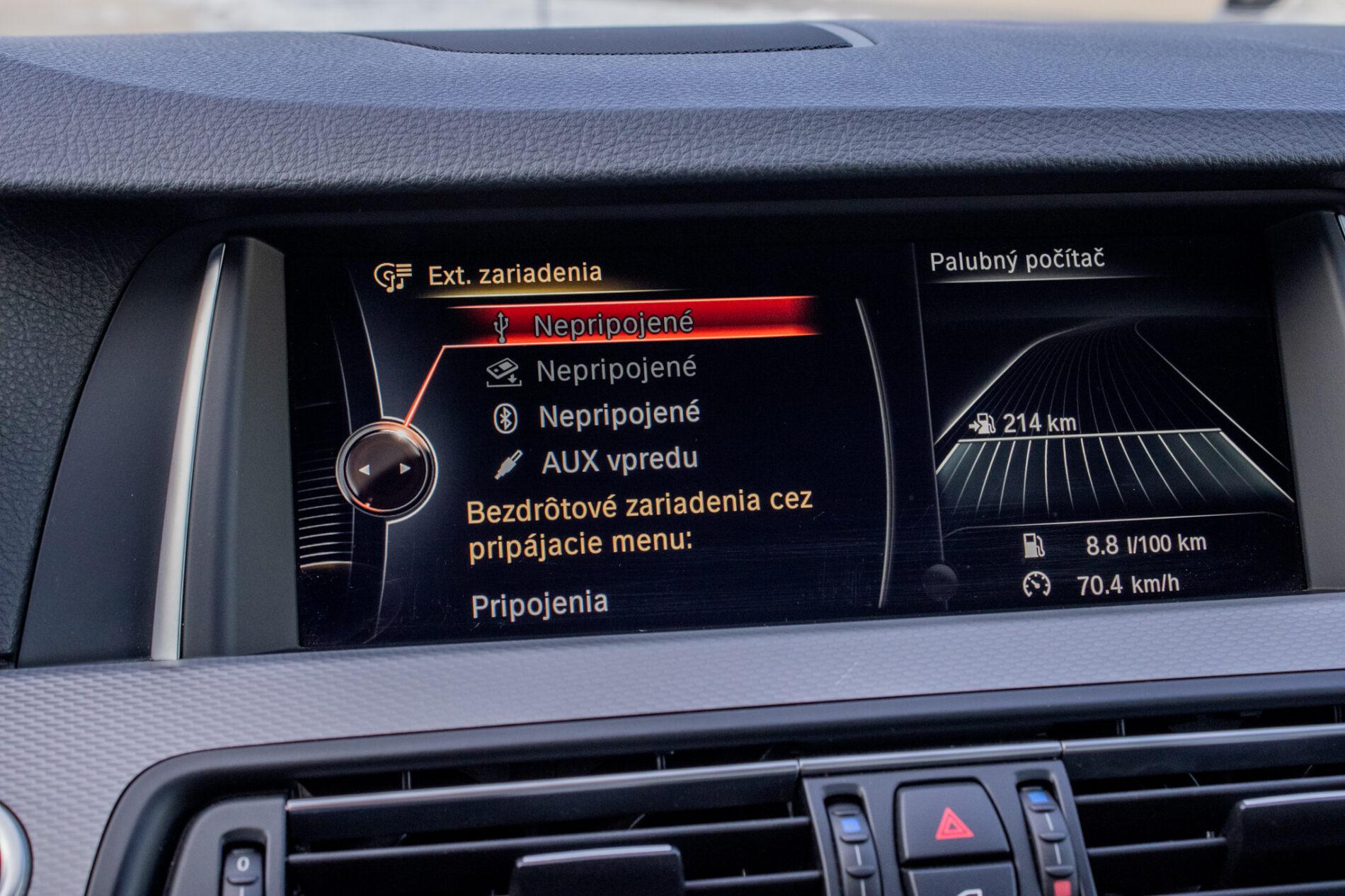 2015 BMW M550d, stříbrná sedan, 198 043 km