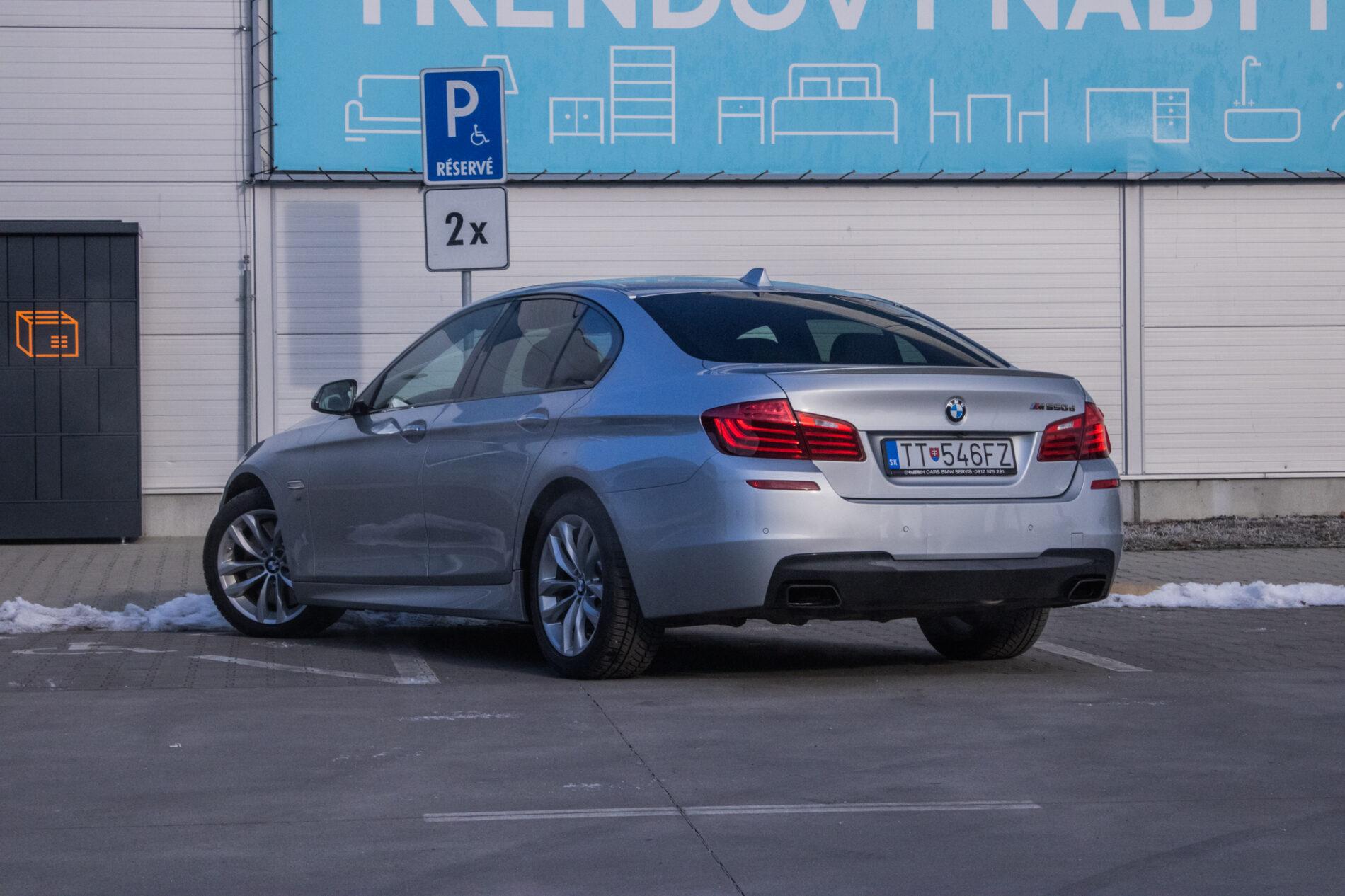 2015 BMW M550d, stříbrná sedan, 198 043 km