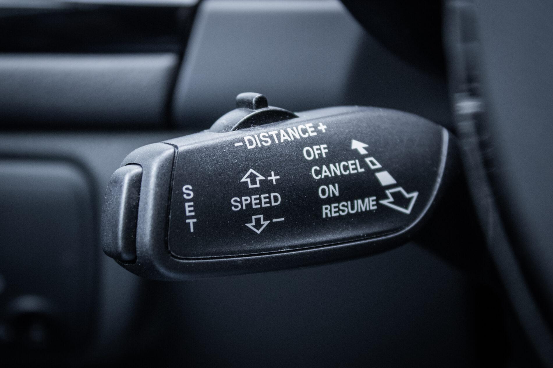 2018 AUDI A6, šedá sedan, 142 454 km