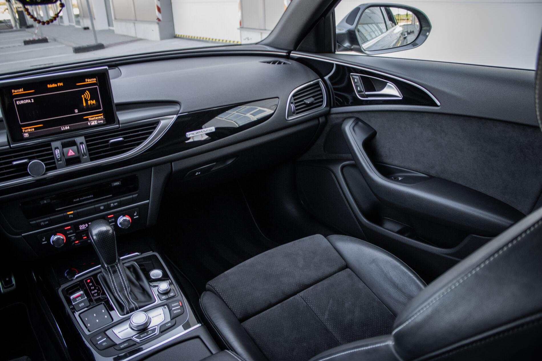 2018 AUDI A6, šedá sedan, 142 454 km