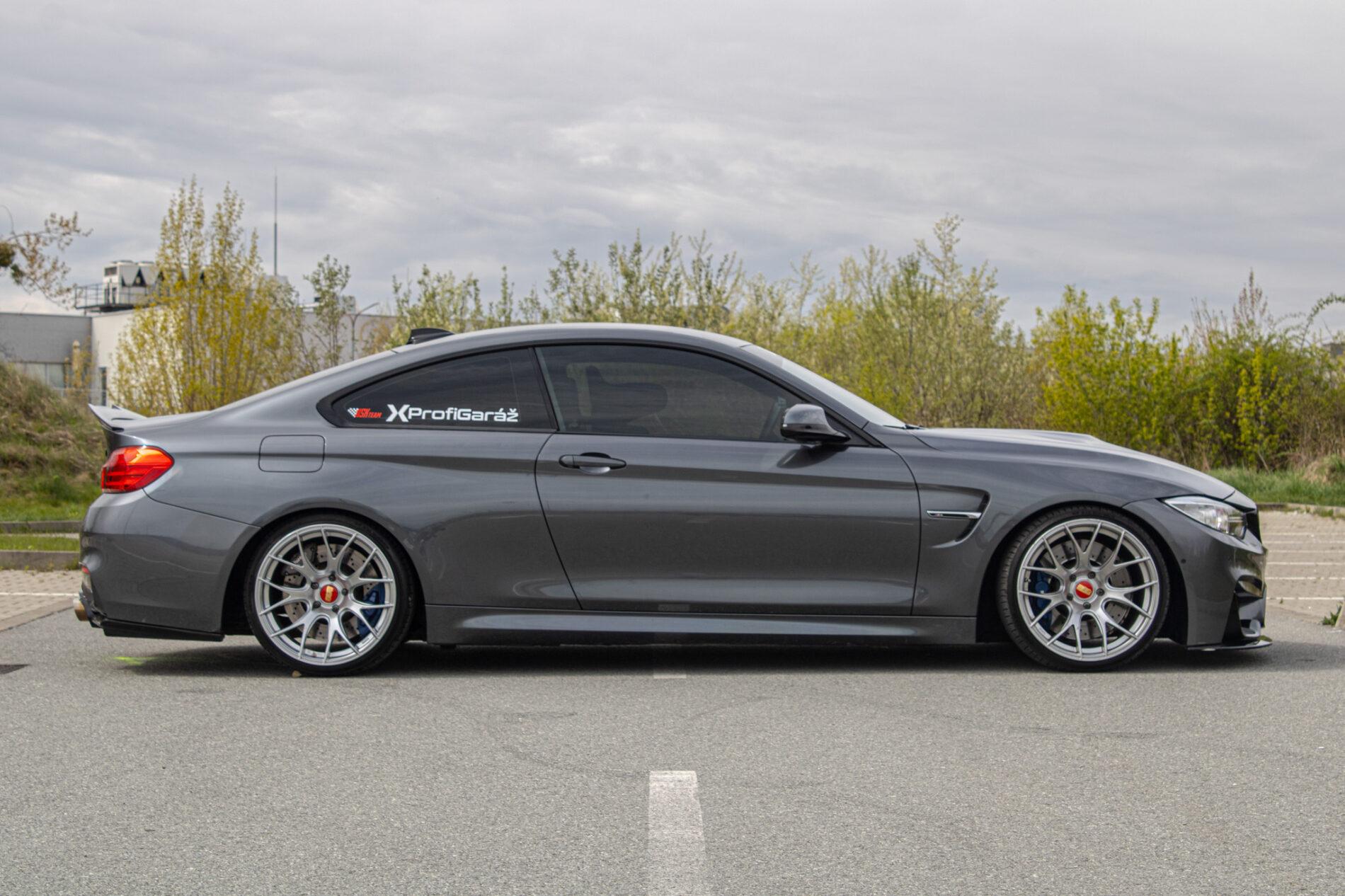 2015 BMW M4, šedá kupé, 117 755 km