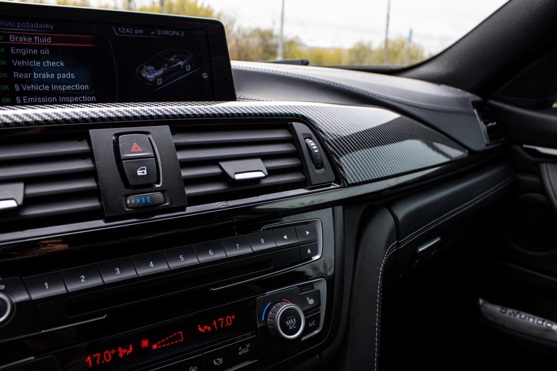 2015 BMW M4, šedá kupé, 117 755 km